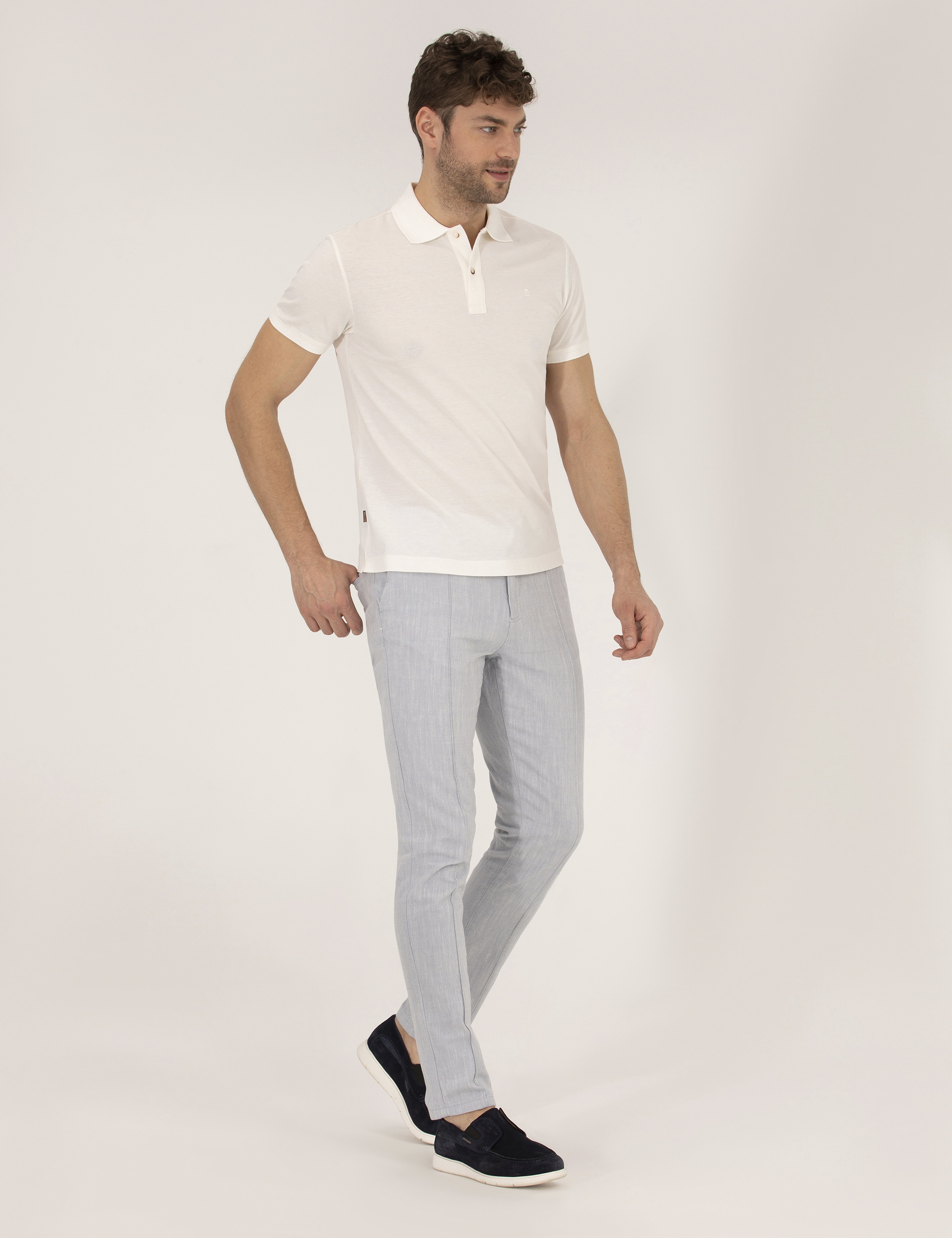 Beyaz Slim Fit Polo Yaka Merserize Tişört - Image 4