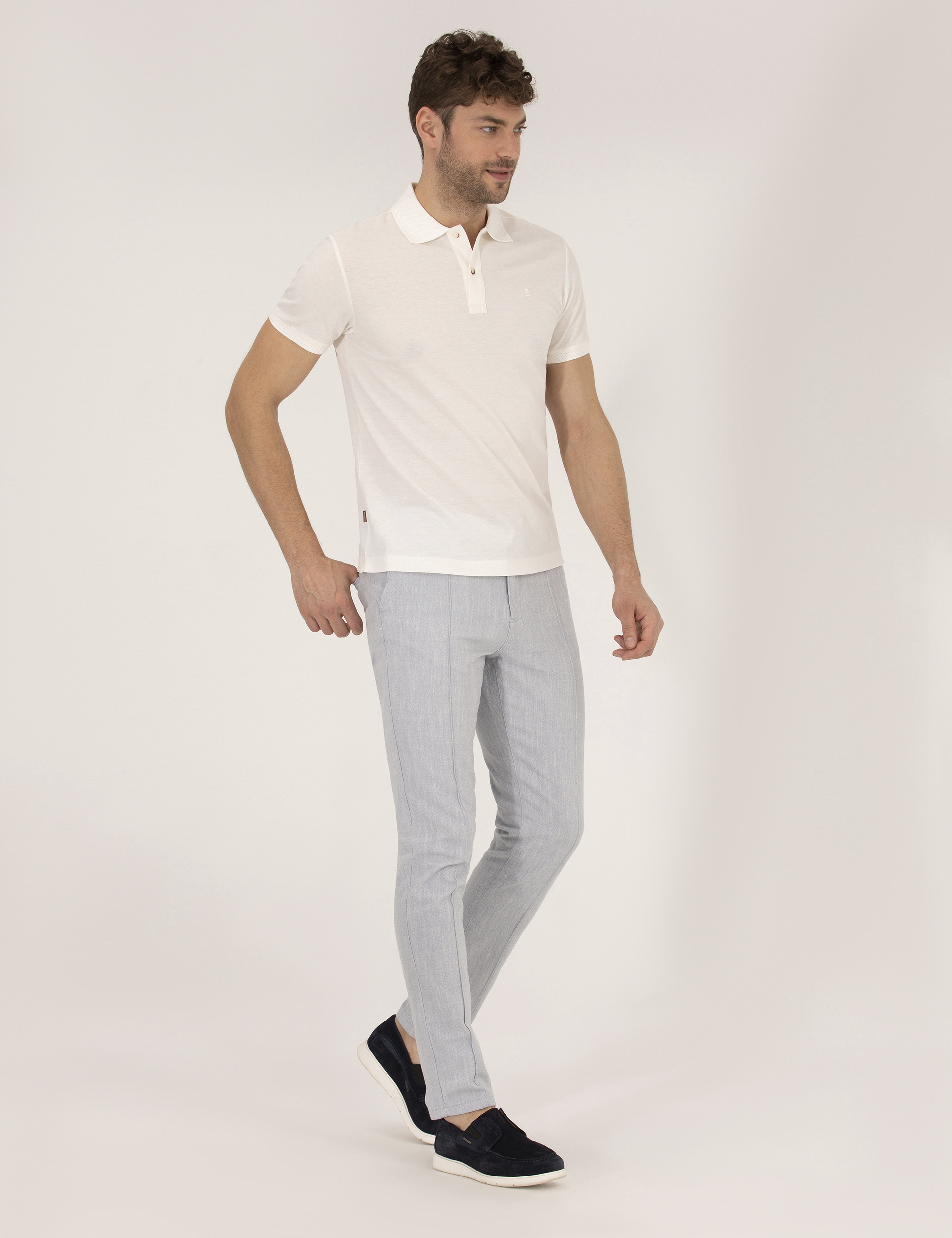 Beyaz Slim Fit Polo Yaka Merserize Tişört