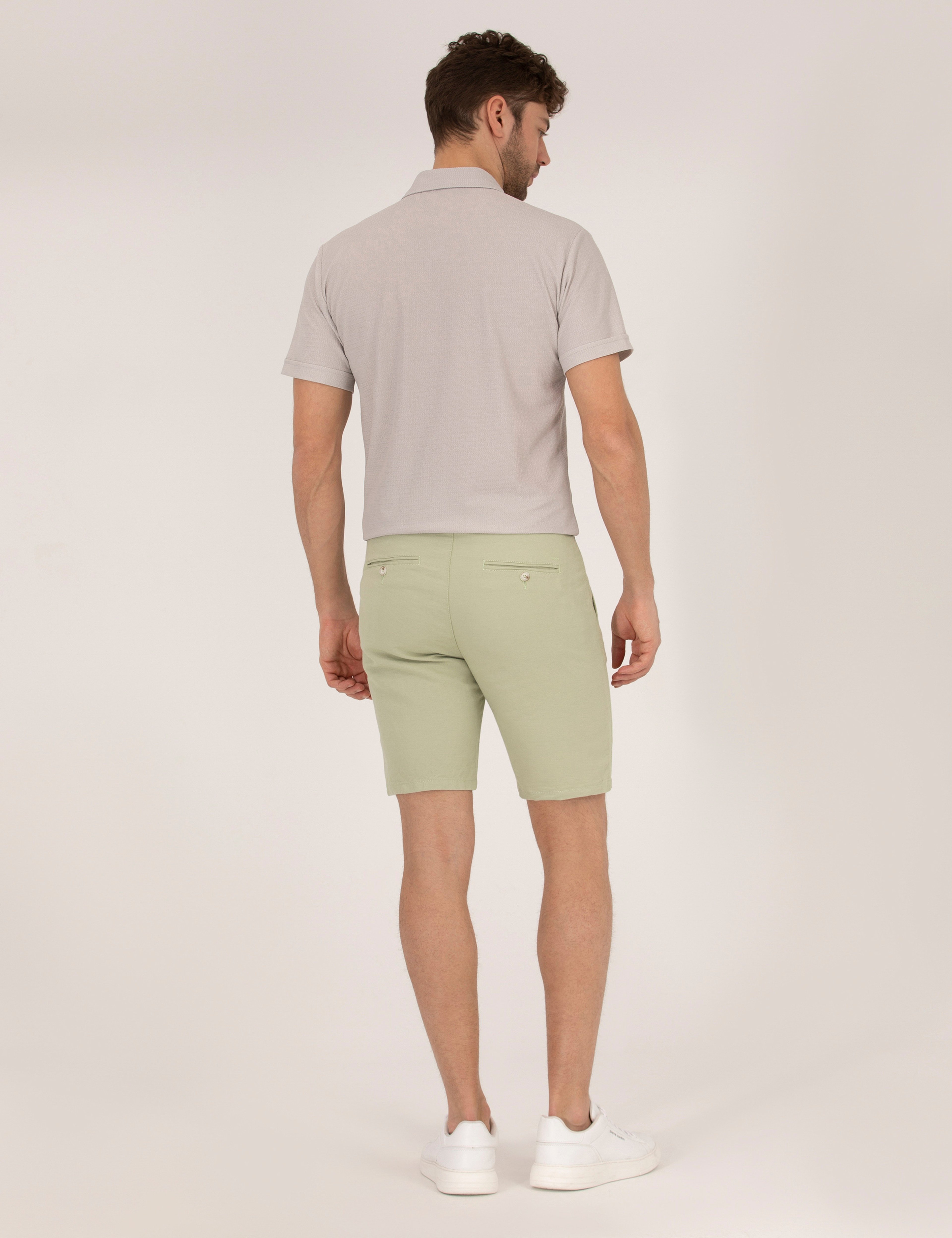 Açık Yeşil Slim Fit Keten Karışımlı Beli Lastikli Bermuda Şort