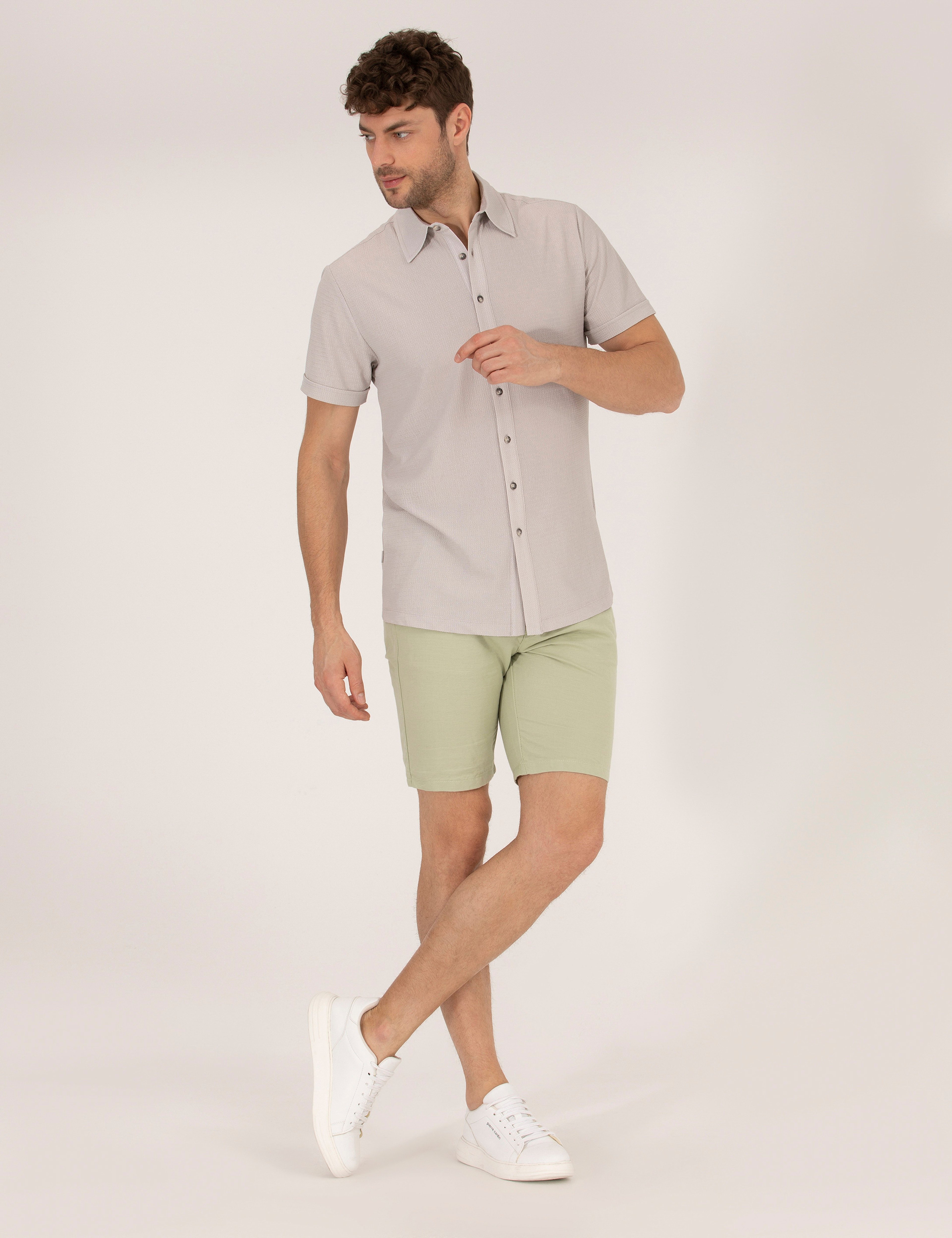 Açık Yeşil Slim Fit Keten Karışımlı Beli Lastikli Bermuda Şort