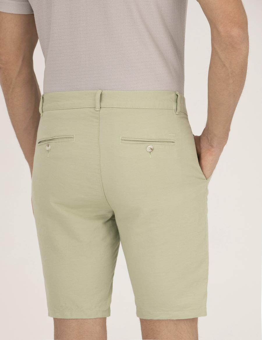 Açık Yeşil Slim Fit Keten Karışımlı Beli Lastikli Bermuda Şort