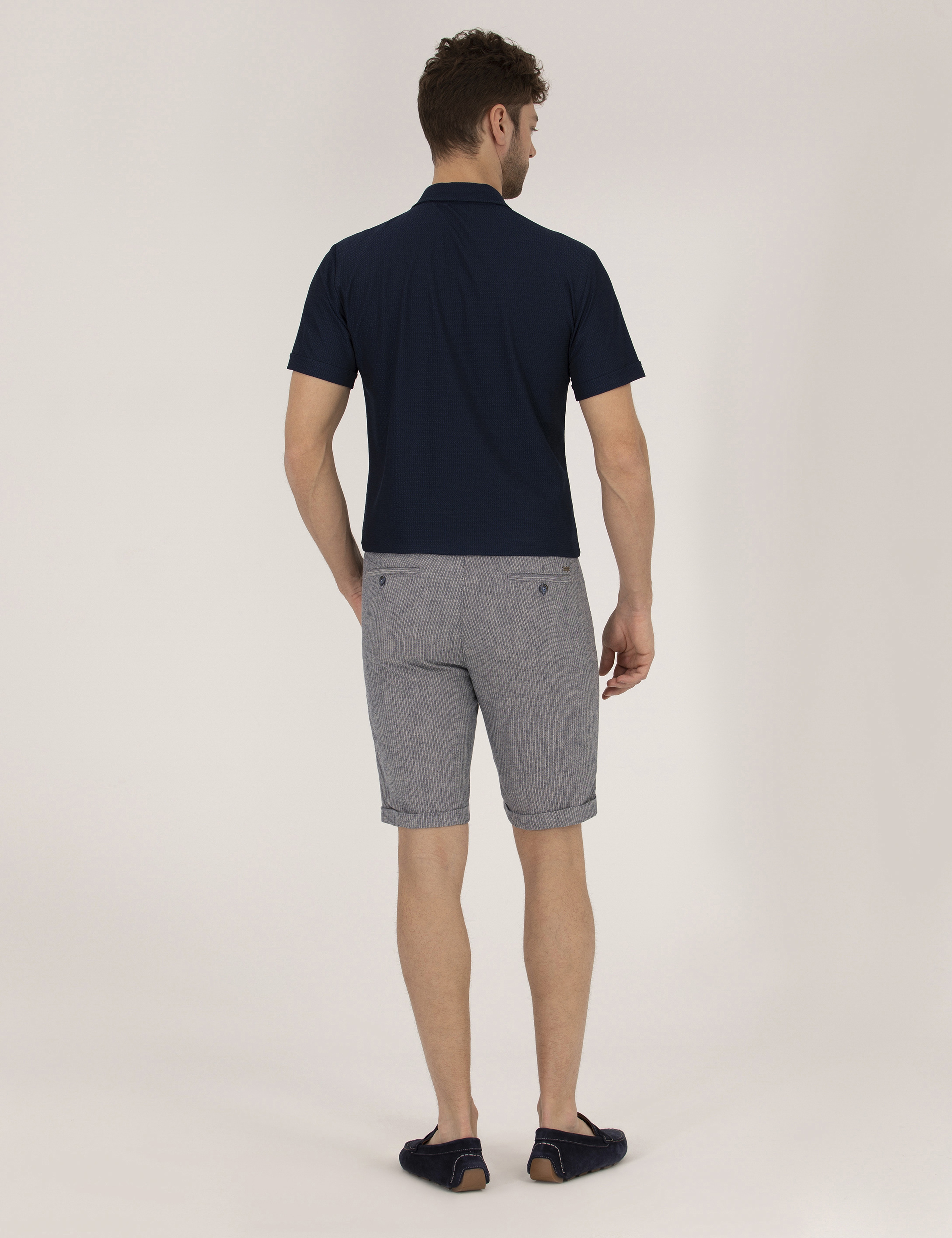 Açık Lacivert Slim Fit Keten Karışımlı Çizgili Bağcıklı Bermuda Şort