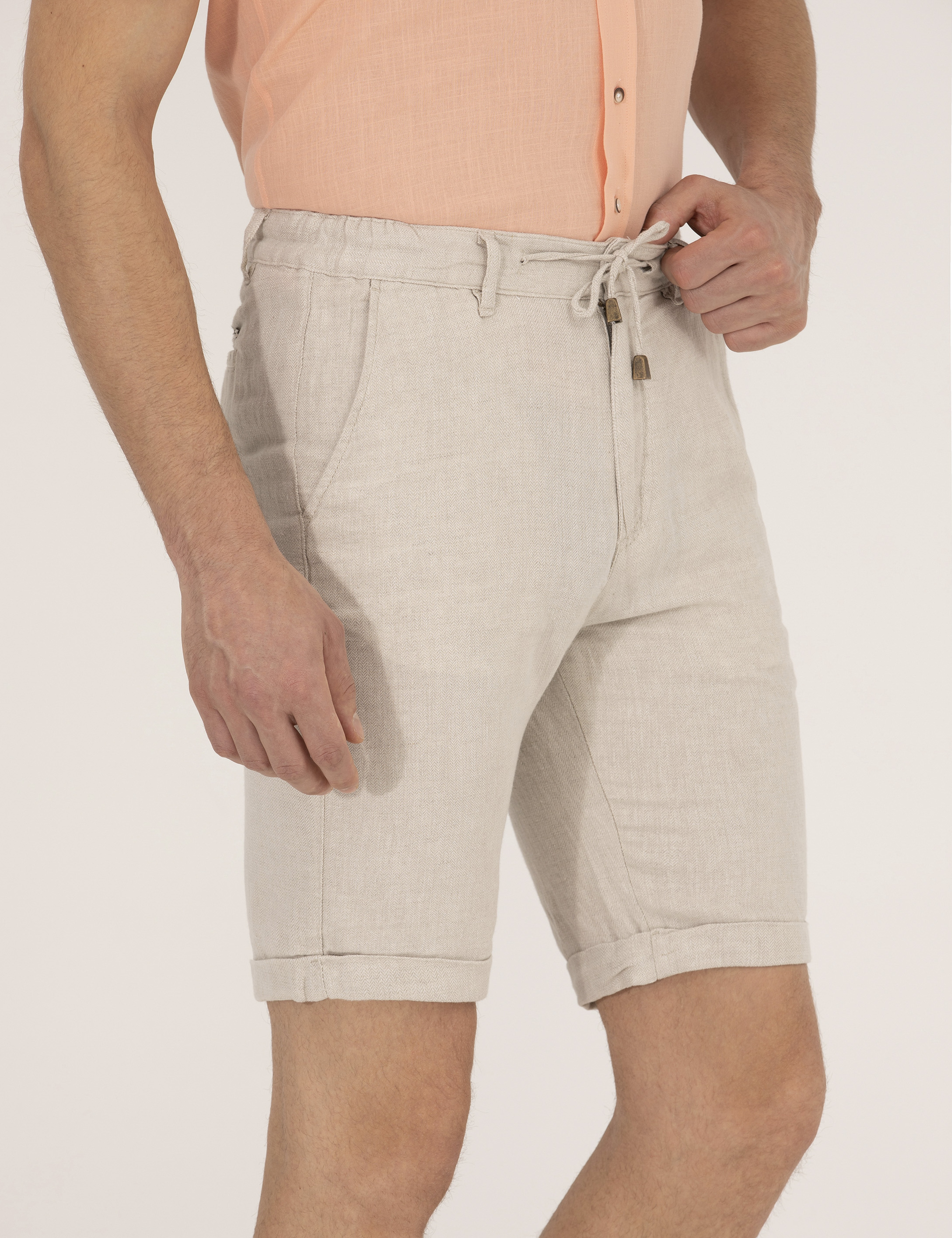 Bej Slim Fit Keten Karışımlı Beli Lastikli Bağcıklı Bermuda Şort