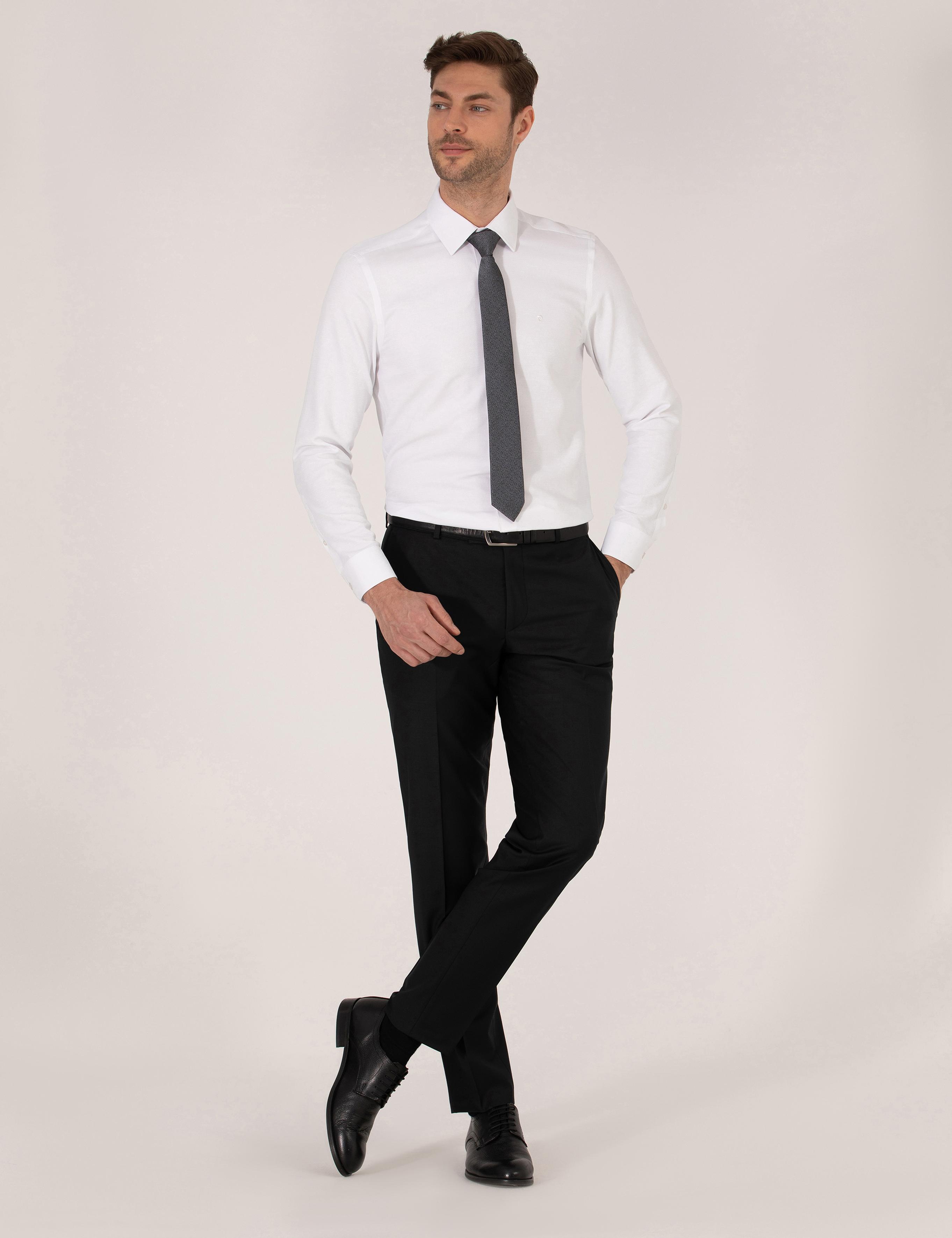 Beyaz Slim Fit Uzun Kollu Gömlek