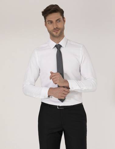Beyaz Slim Fit Uzun Kollu Gömlek