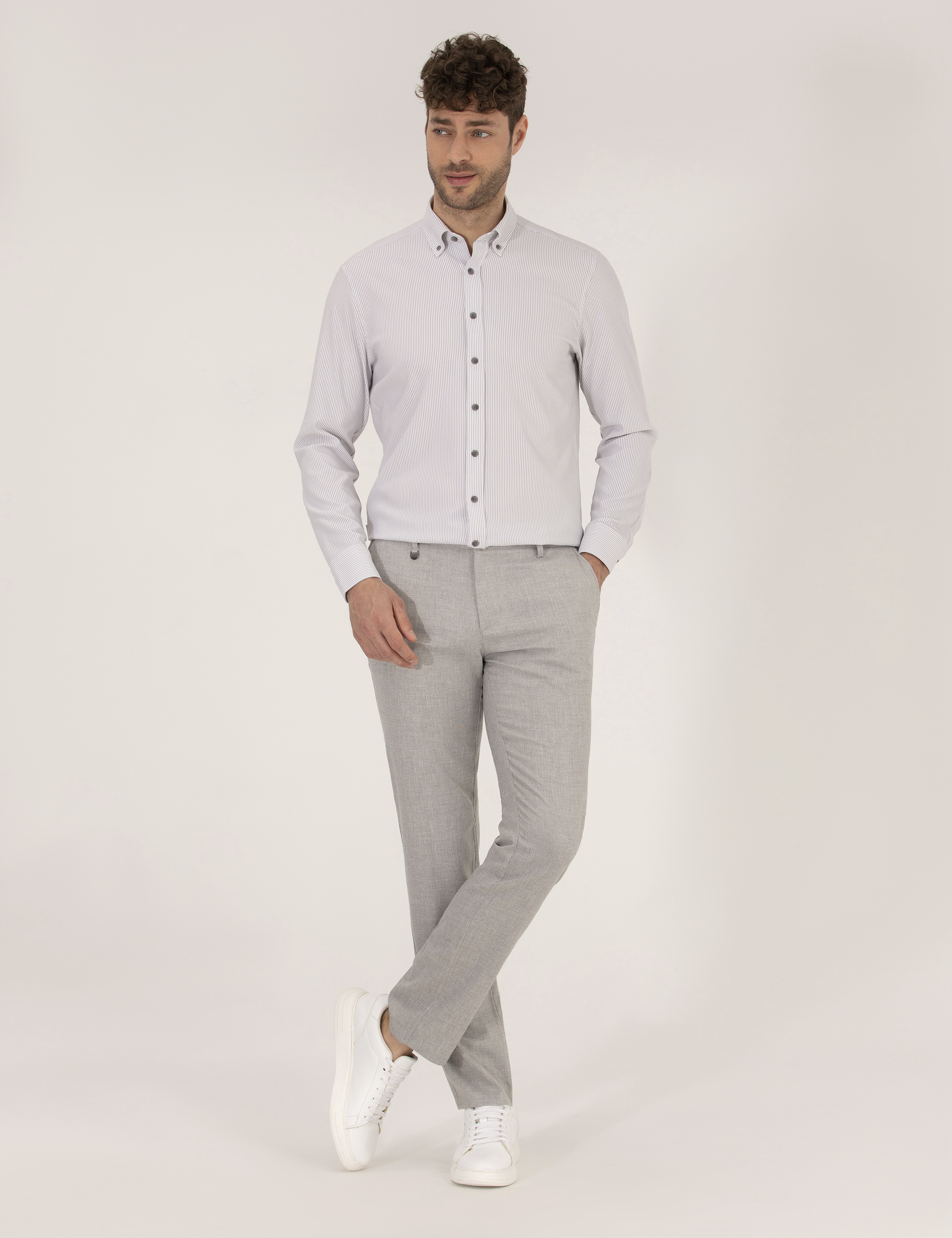 Gri Slim Fit Kumaş Pantolon - Image 1