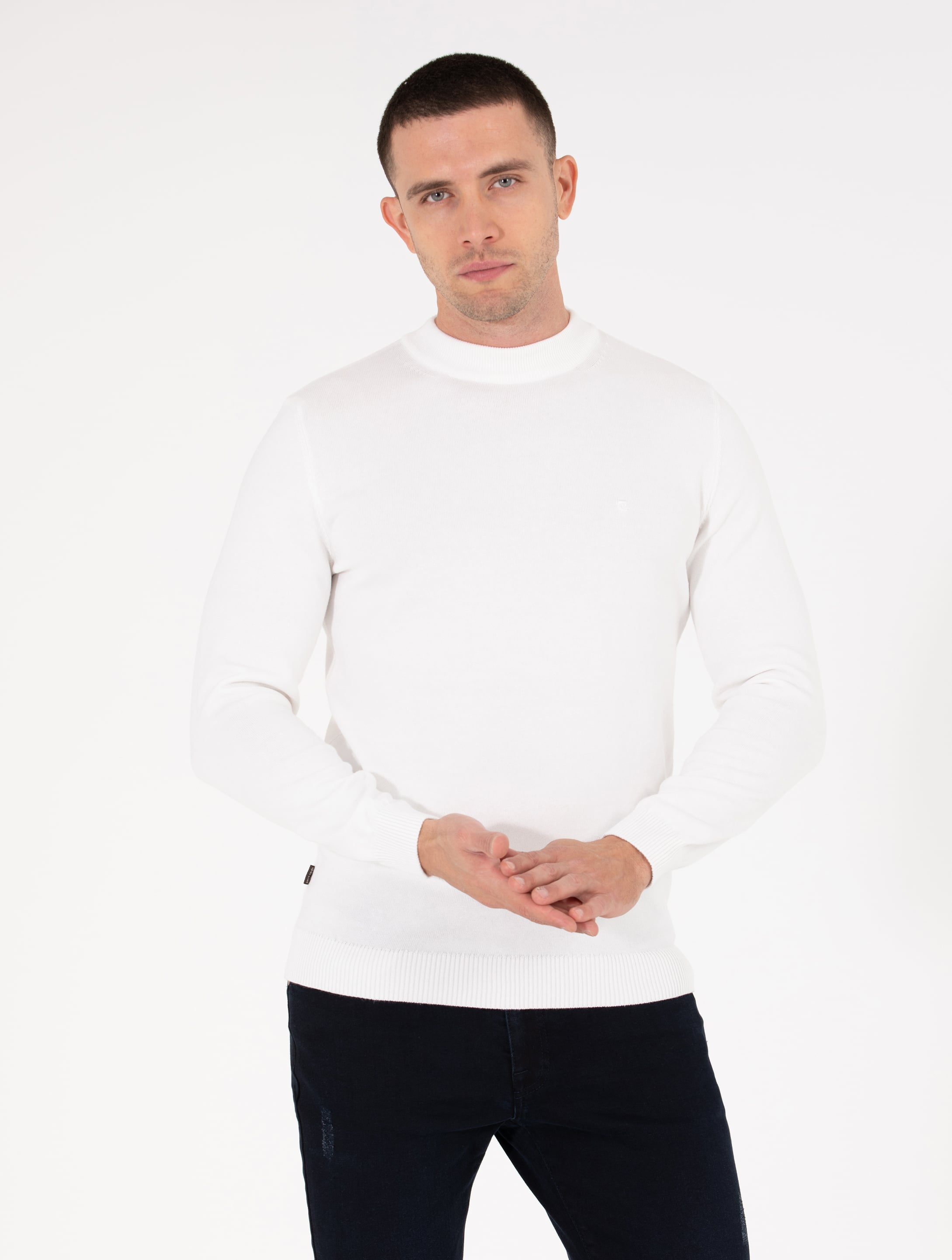Ekru Slim Fit Çeyrek Yaka Basic Triko Kazak