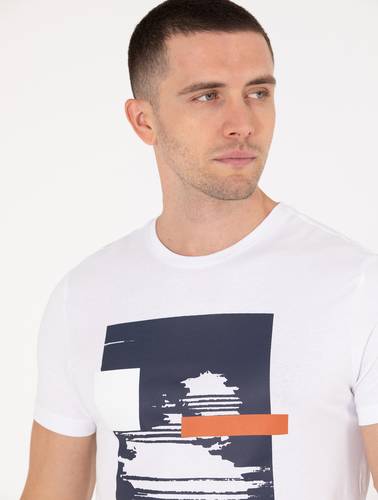 Beyaz Slim Fit Baskılı Bisiklet Yaka Tişört