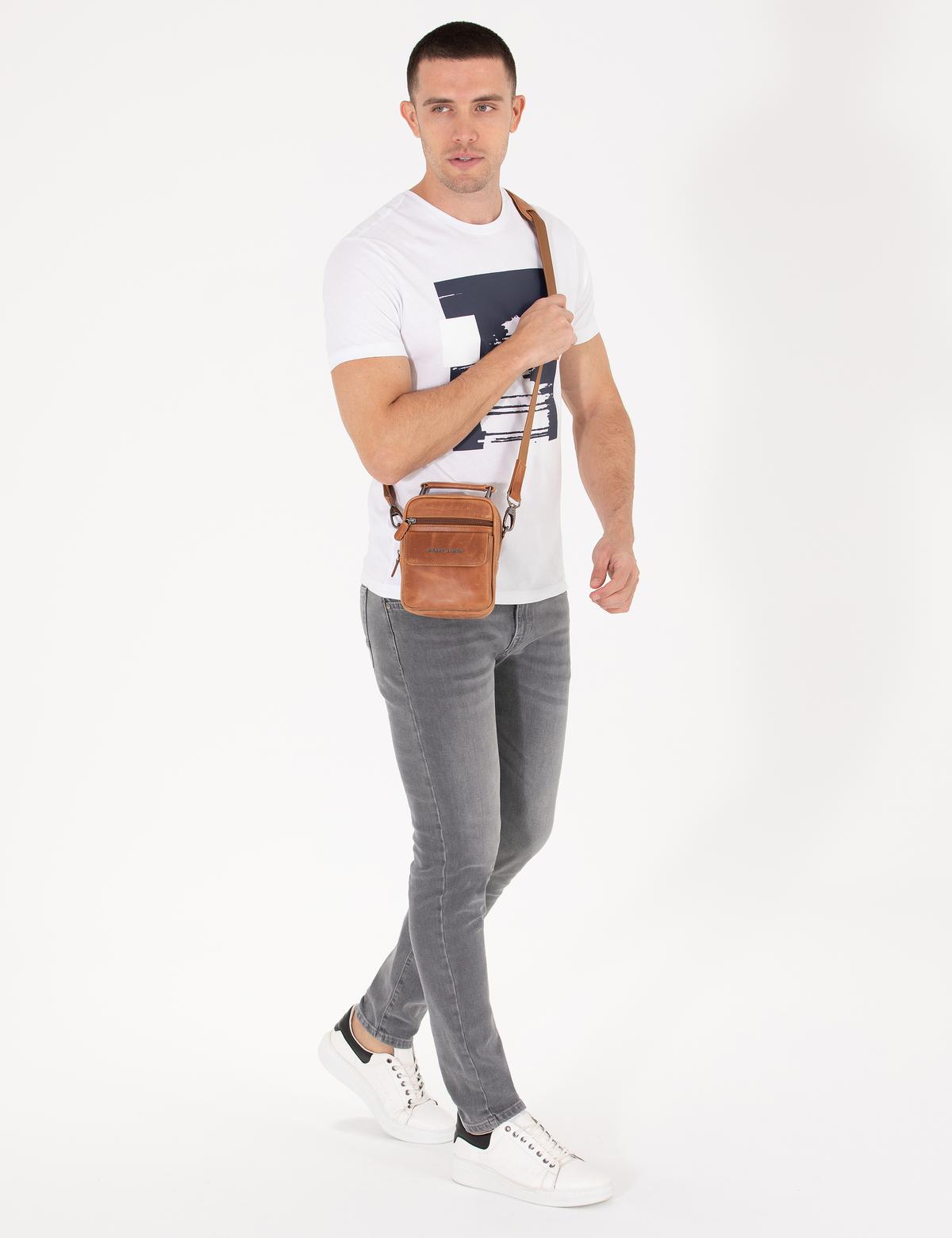 Beyaz Slim Fit Baskılı Bisiklet Yaka Tişört - 50262620056