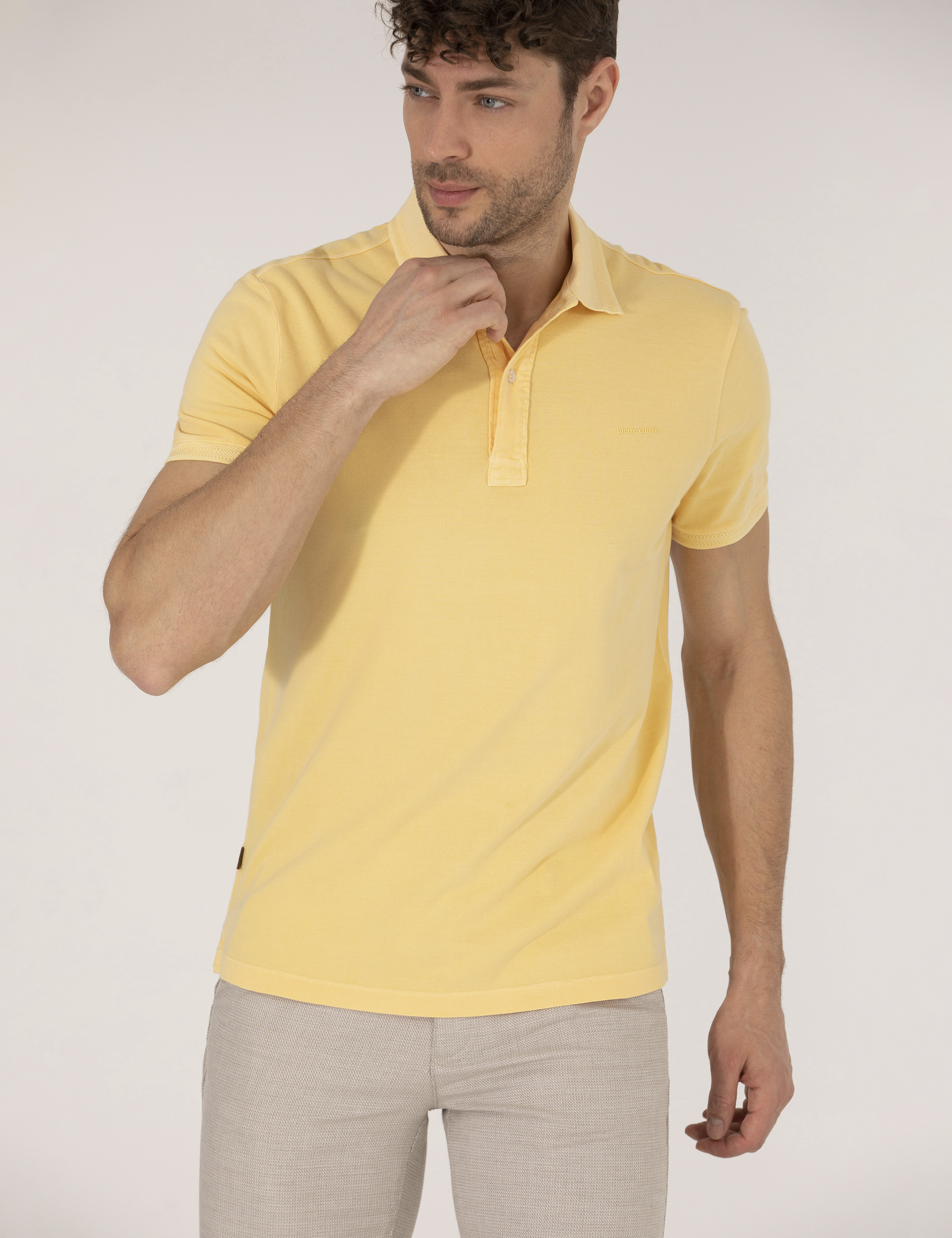 Açık Sarı Slim Fit %100 Pamuk Polo Yaka Tişört