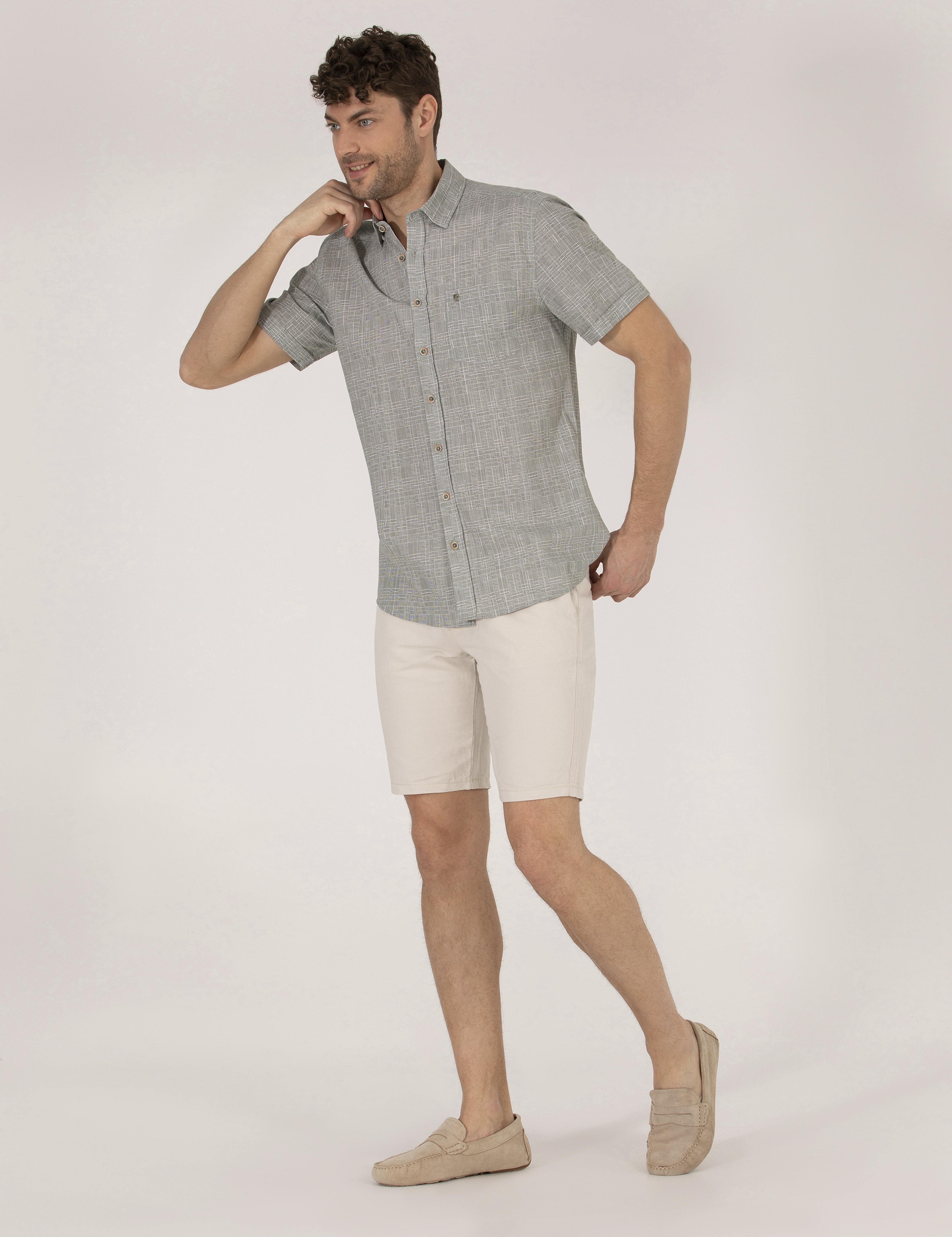Taş Slim Fit Keten Karışımlı Beli Lastikli Bermuda Şort - Image 3