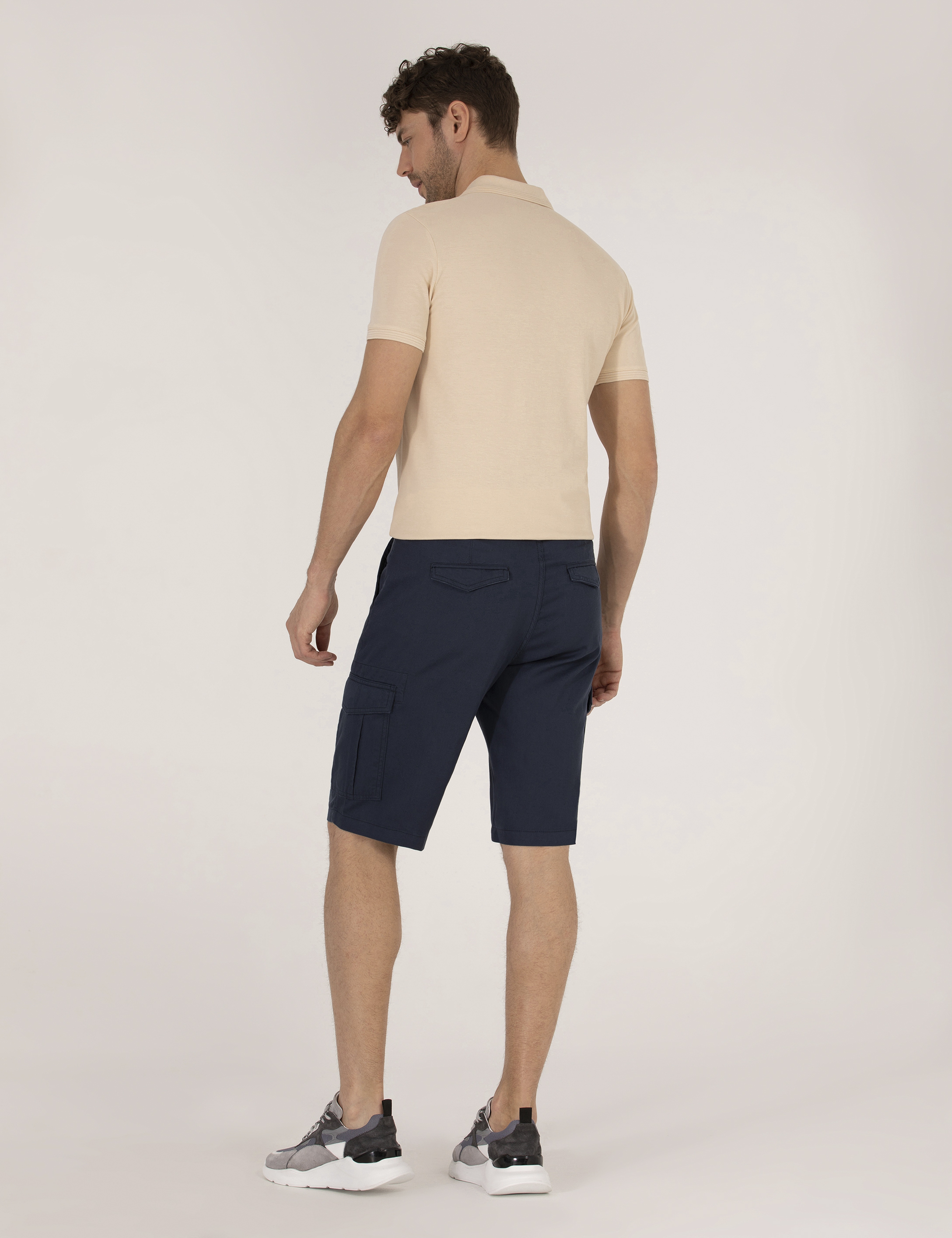 Lacivert Comfort Fit Kargo Cepli Bermuda Şort
