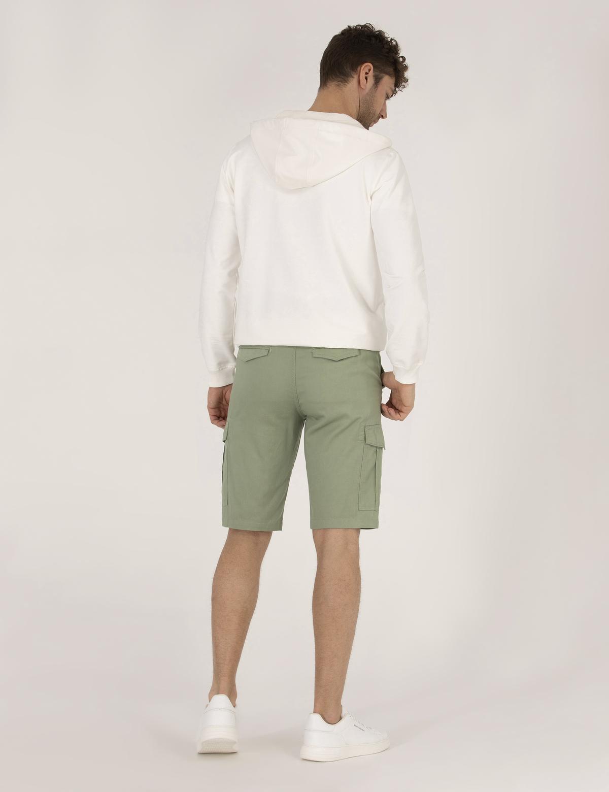 Haki Comfort Fit Kargo Cepli Bermuda Şort - 50264881040