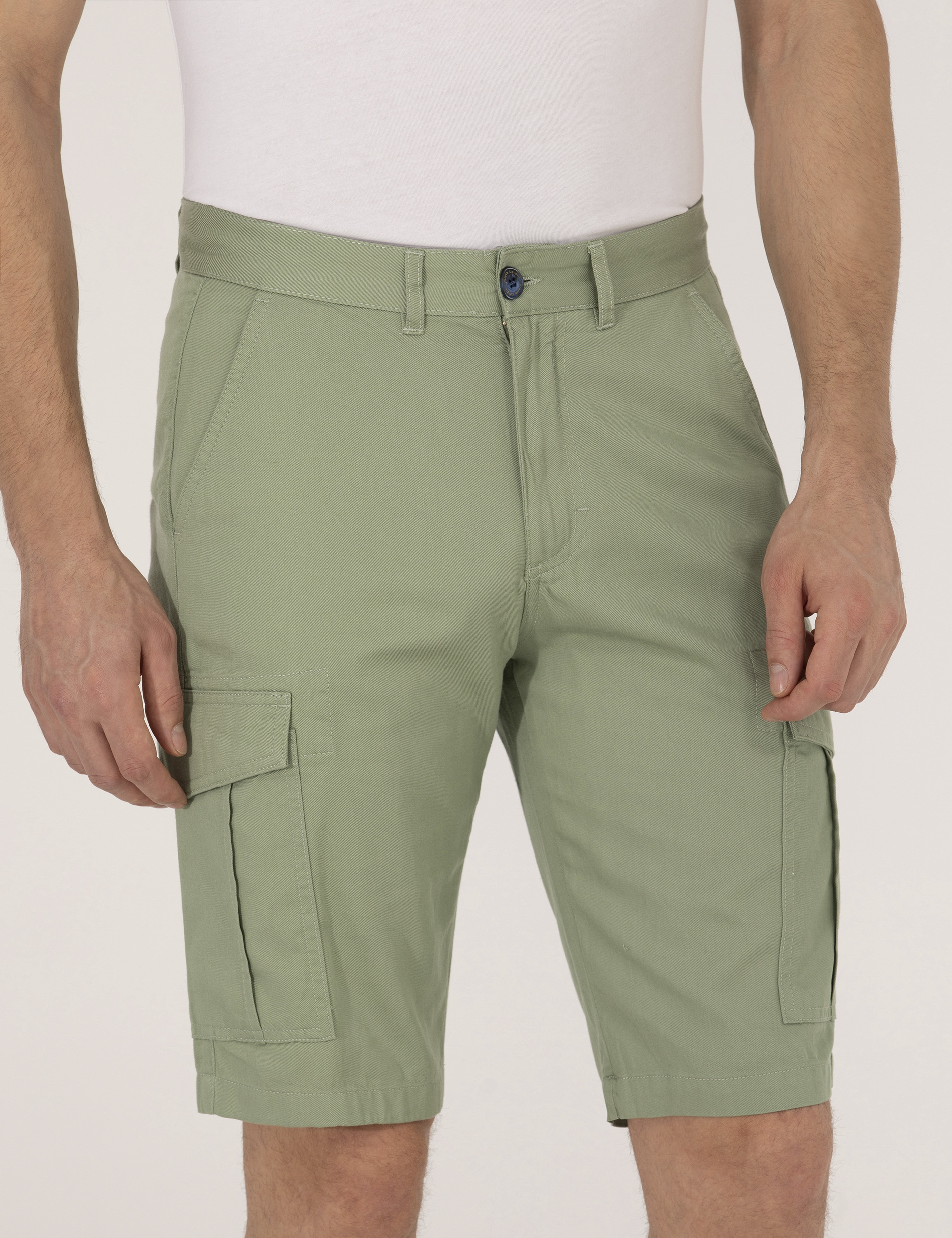 Haki Comfort Fit Kargo Cepli Bermuda Şort