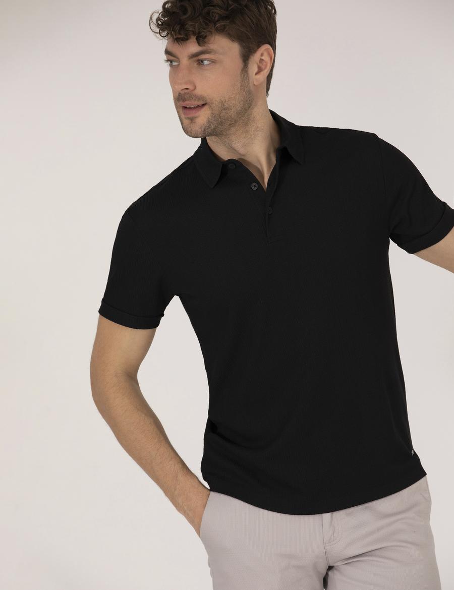Siyah Slim Fit Dokulu Polo Yaka Tişört