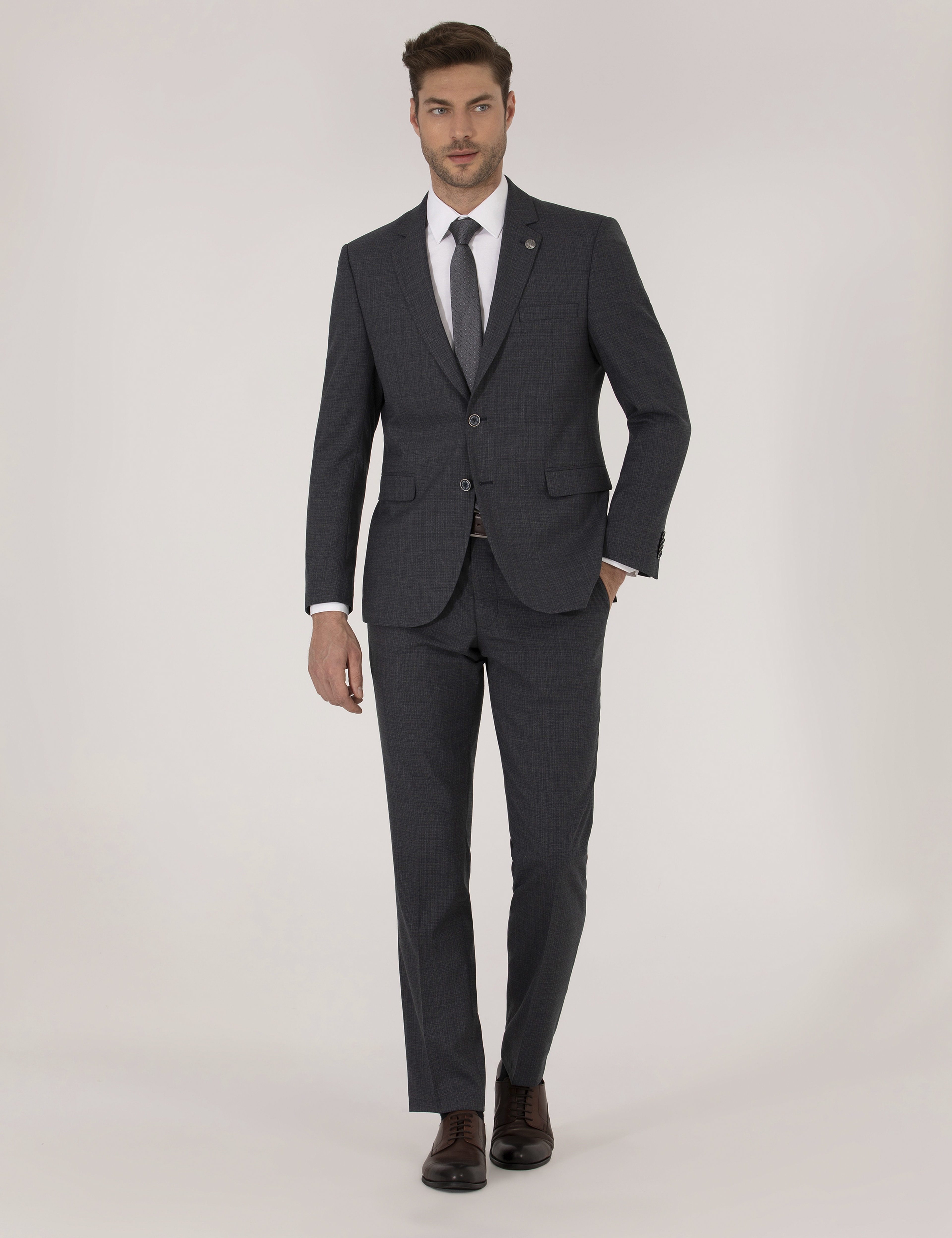 Lacivert Slim Fit Takım Elbise - Image 1