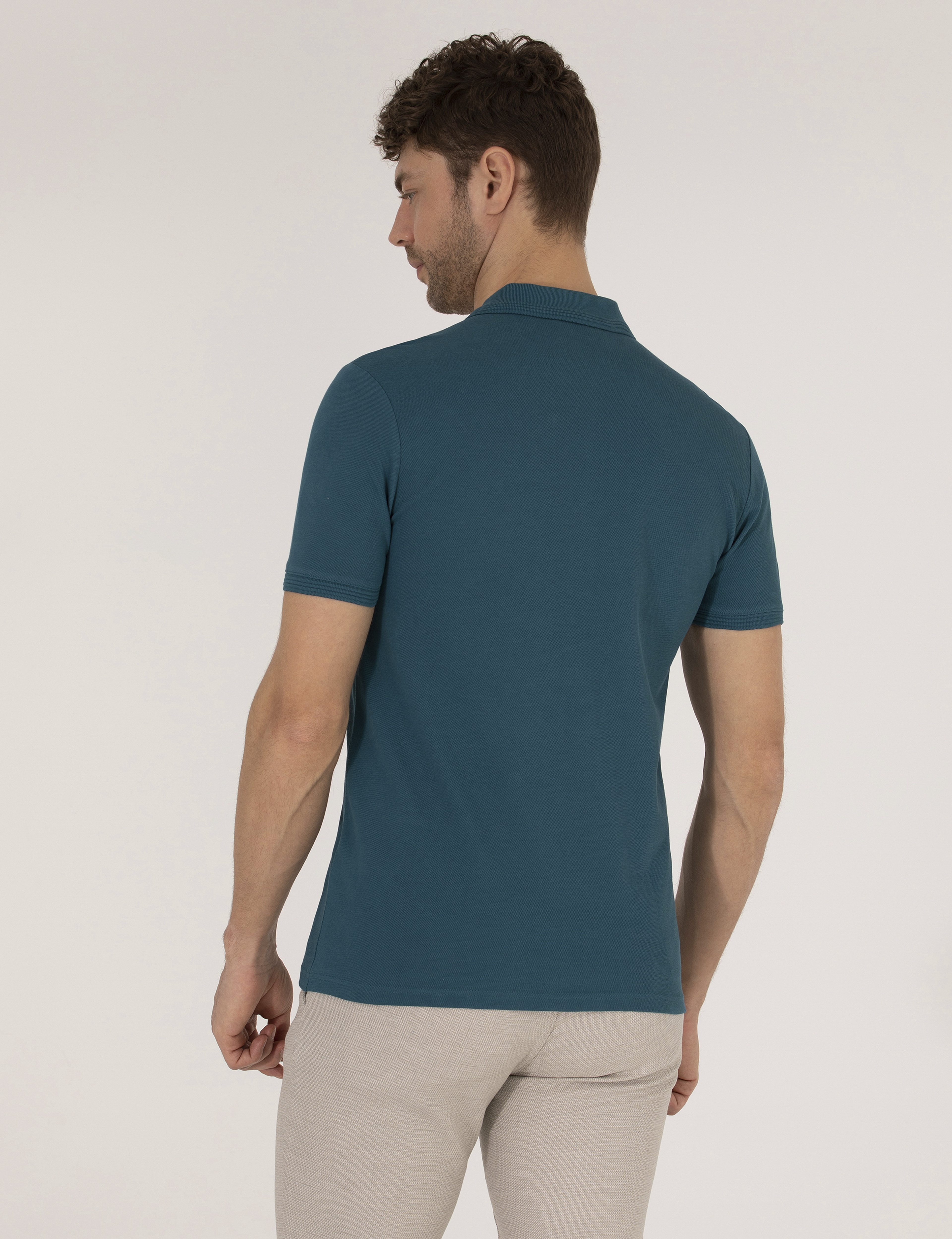 Zümrüt Slim Fit Polo Yaka Basic Tişört