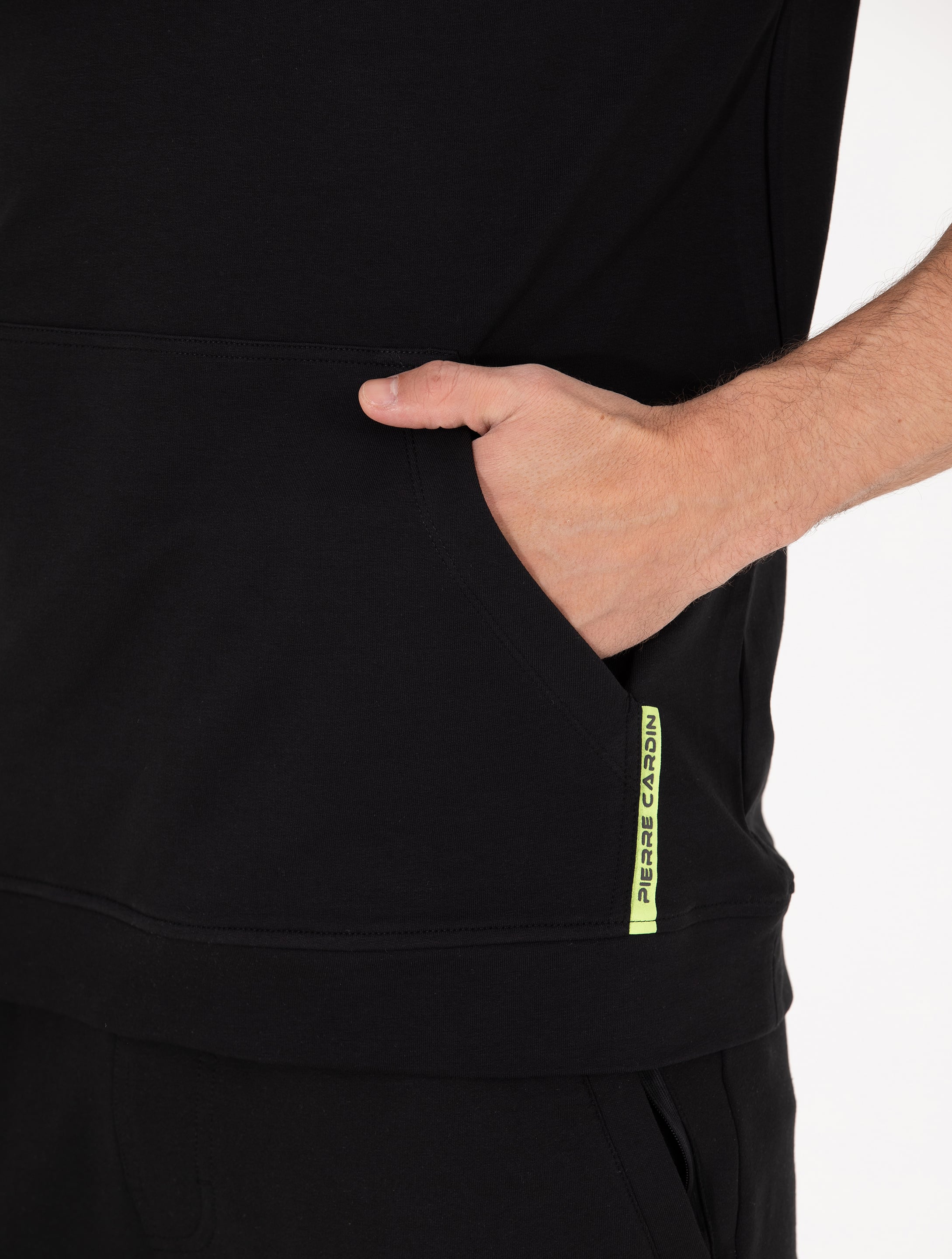 Siyah Regular Fit Kapüşonlu Tişört - Image 7