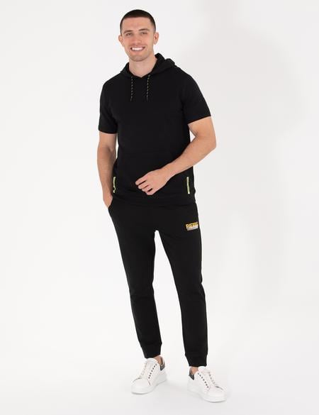 Siyah Regular Fit Kapüşonlu Tişört - 50262648057