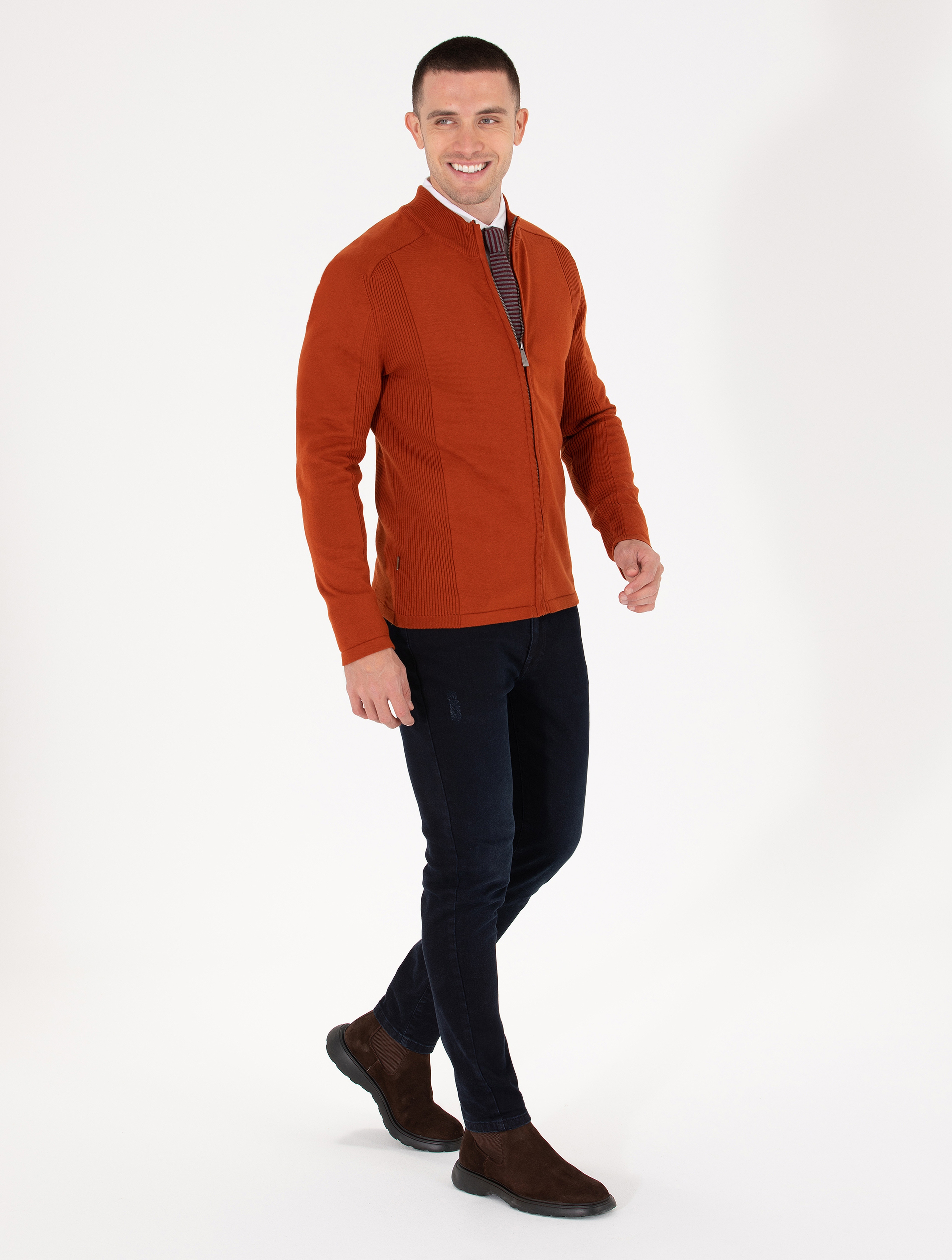 Kahverengi Slim Fit Fermuarlı Triko Hırka - Image 4