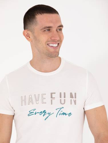 Ekru Slim Fit Baskılı Bisiklet Yaka Tişört