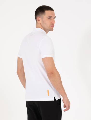 Beyaz Slim Fit Fermuarlı Polo Yaka Tişört