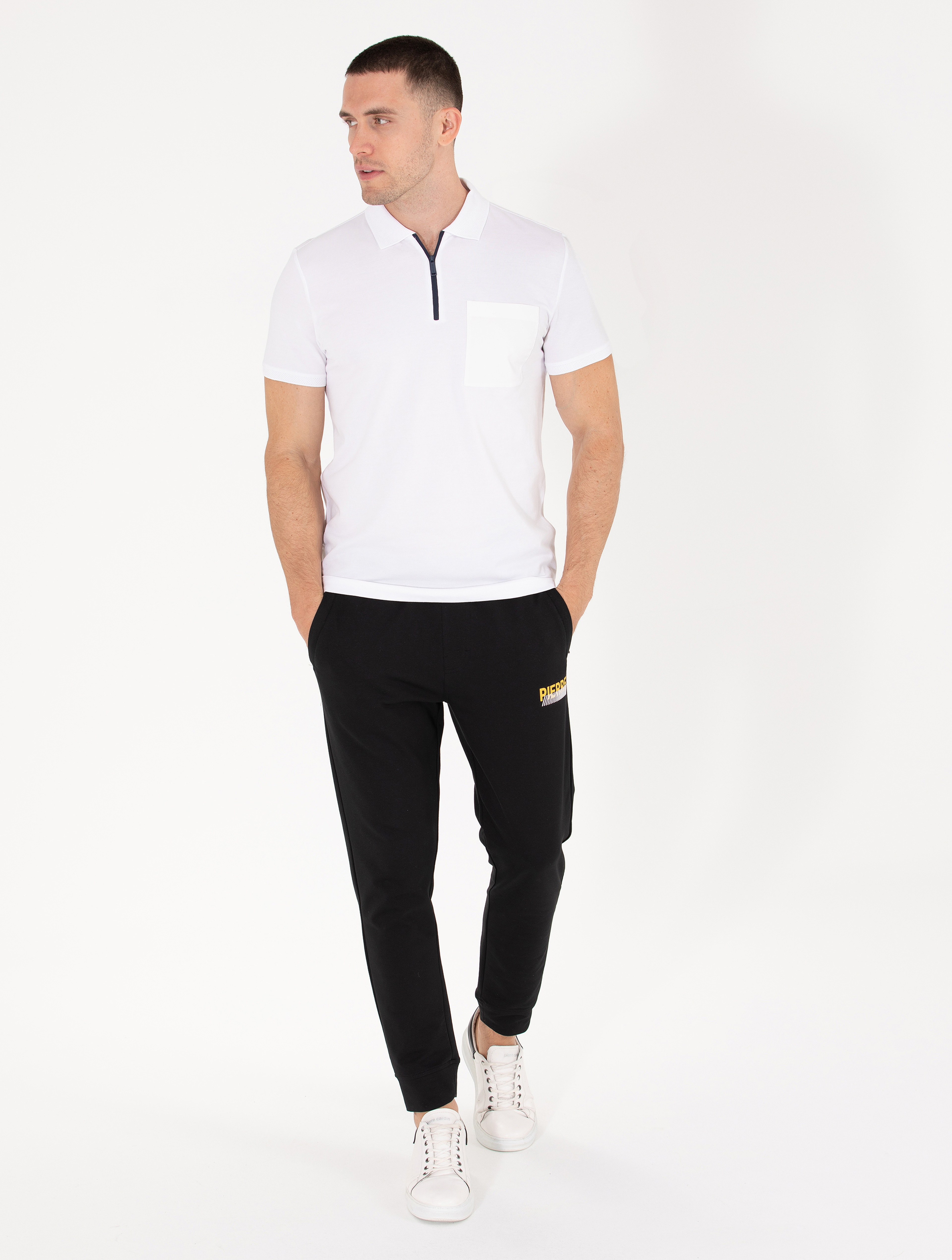 Beyaz Slim Fit Fermuarlı Polo Yaka Tişört - Image 4