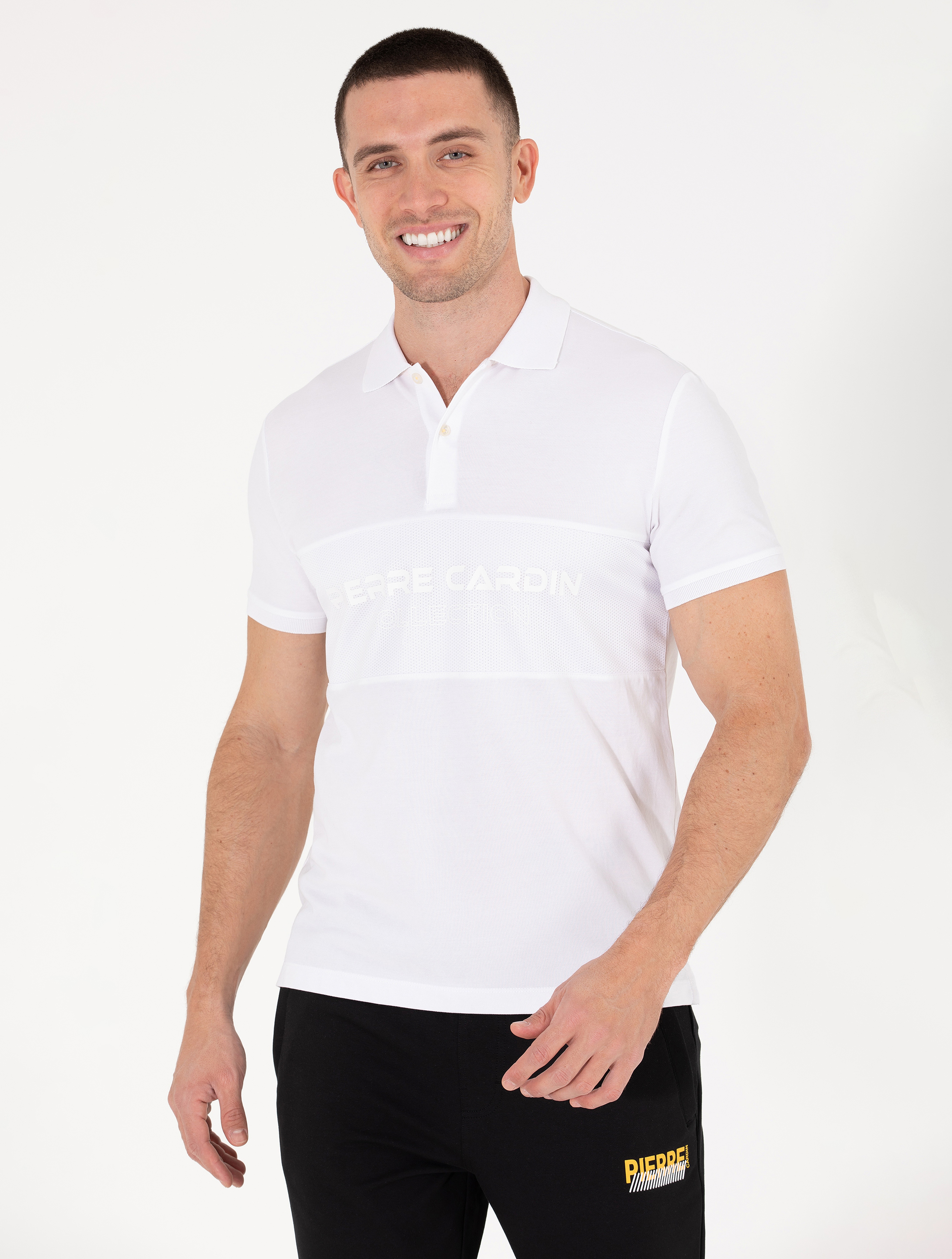 Beyaz Slim Fit Göğüs Baskılı Polo Yaka Tişört - Image 3