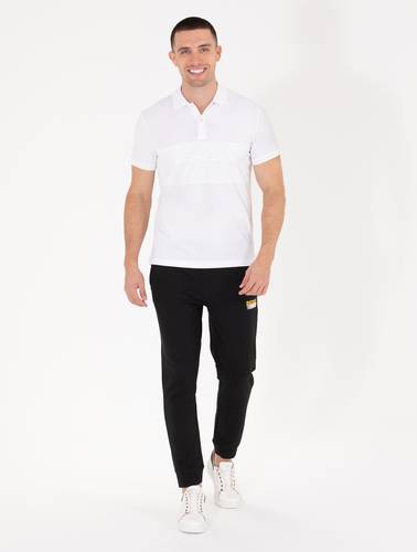 Beyaz Slim Fit Göğüs Baskılı Polo Yaka Tişört
