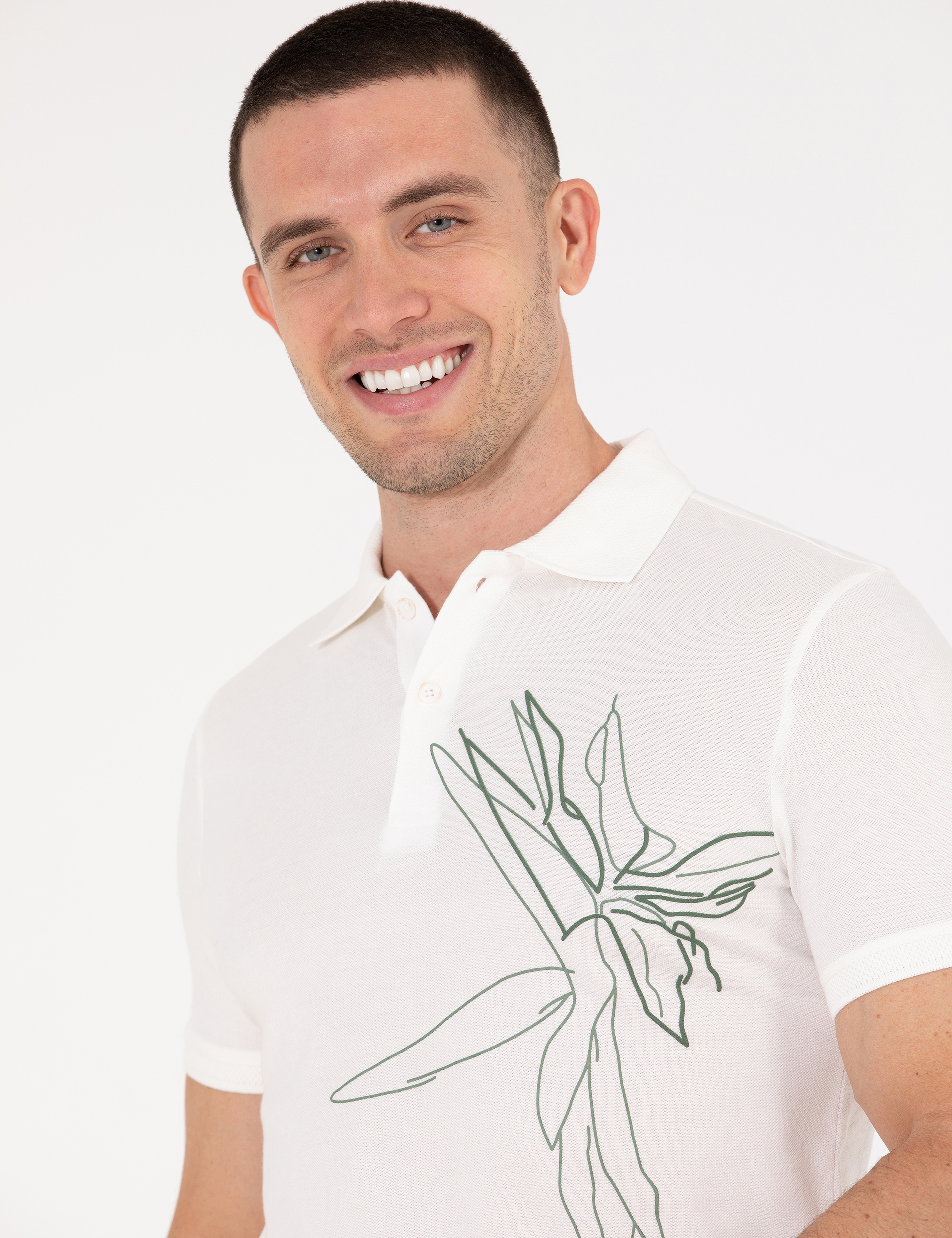 Ekru Slim Fit Baskılı Polo Yaka Tişört