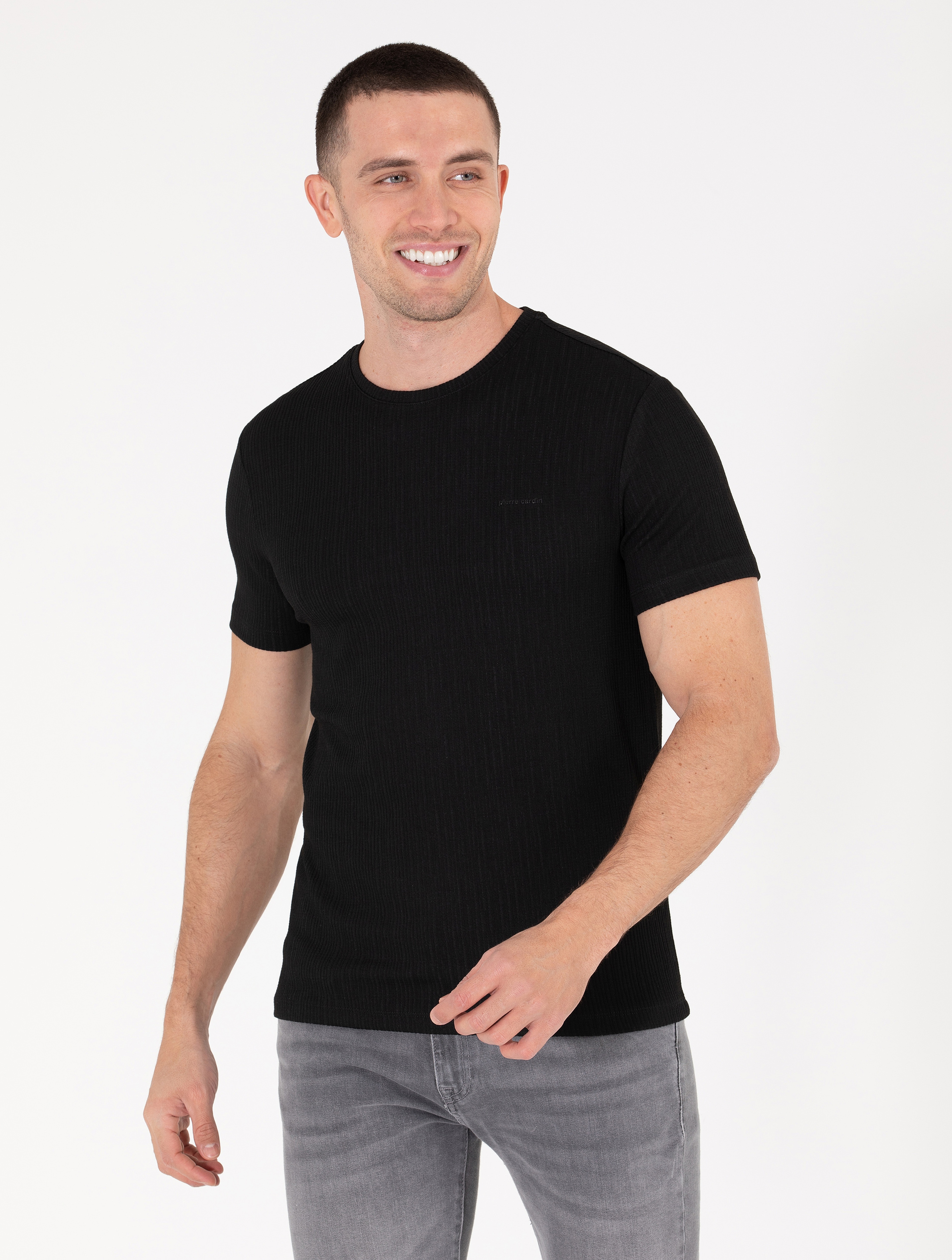 Siyah Slim Fit Jakarlı Bisiklet Yaka Tişört - Image 3