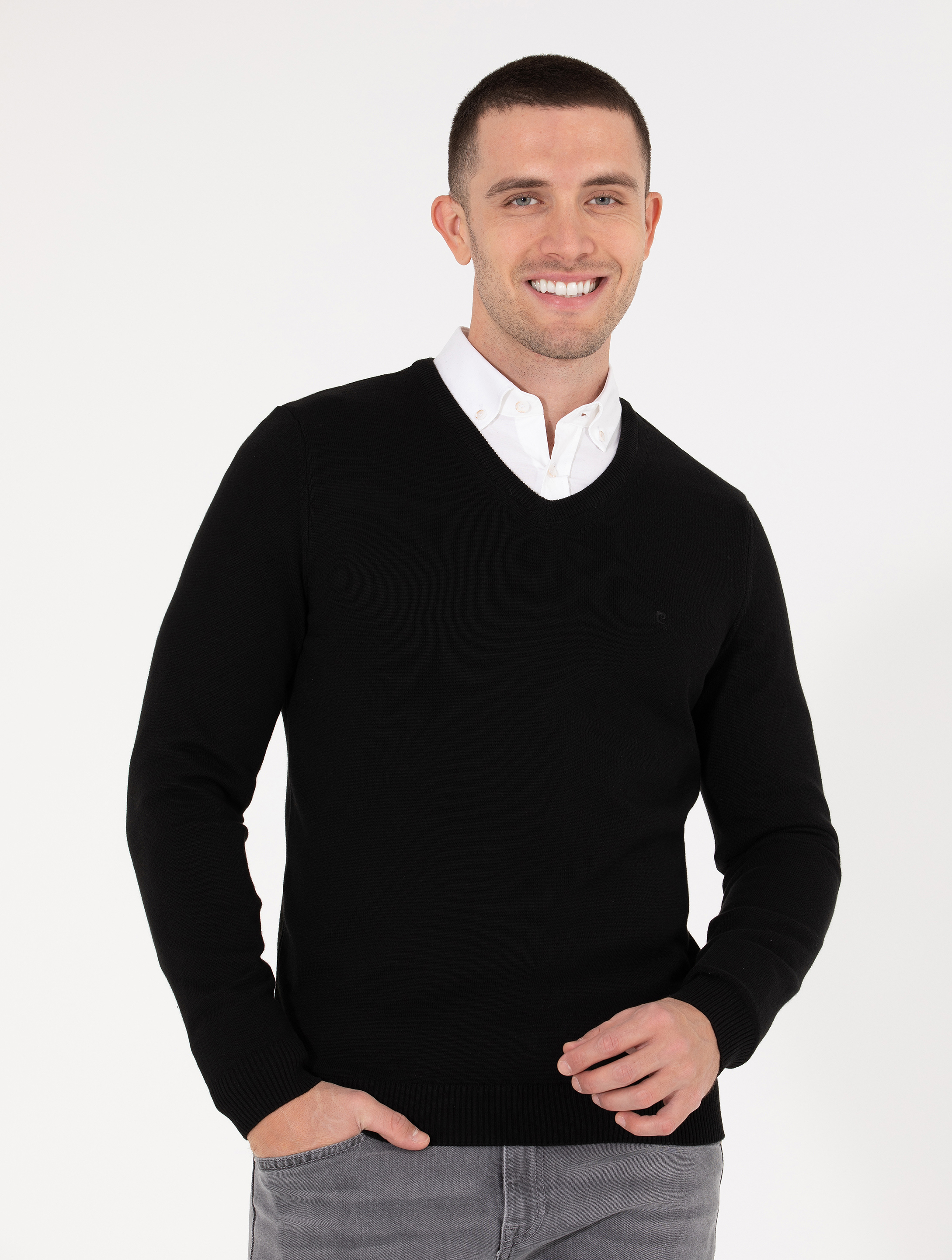 Pierre Cardin Siyah Slim Fit V Yaka Basic Triko Kazak görsel 3
