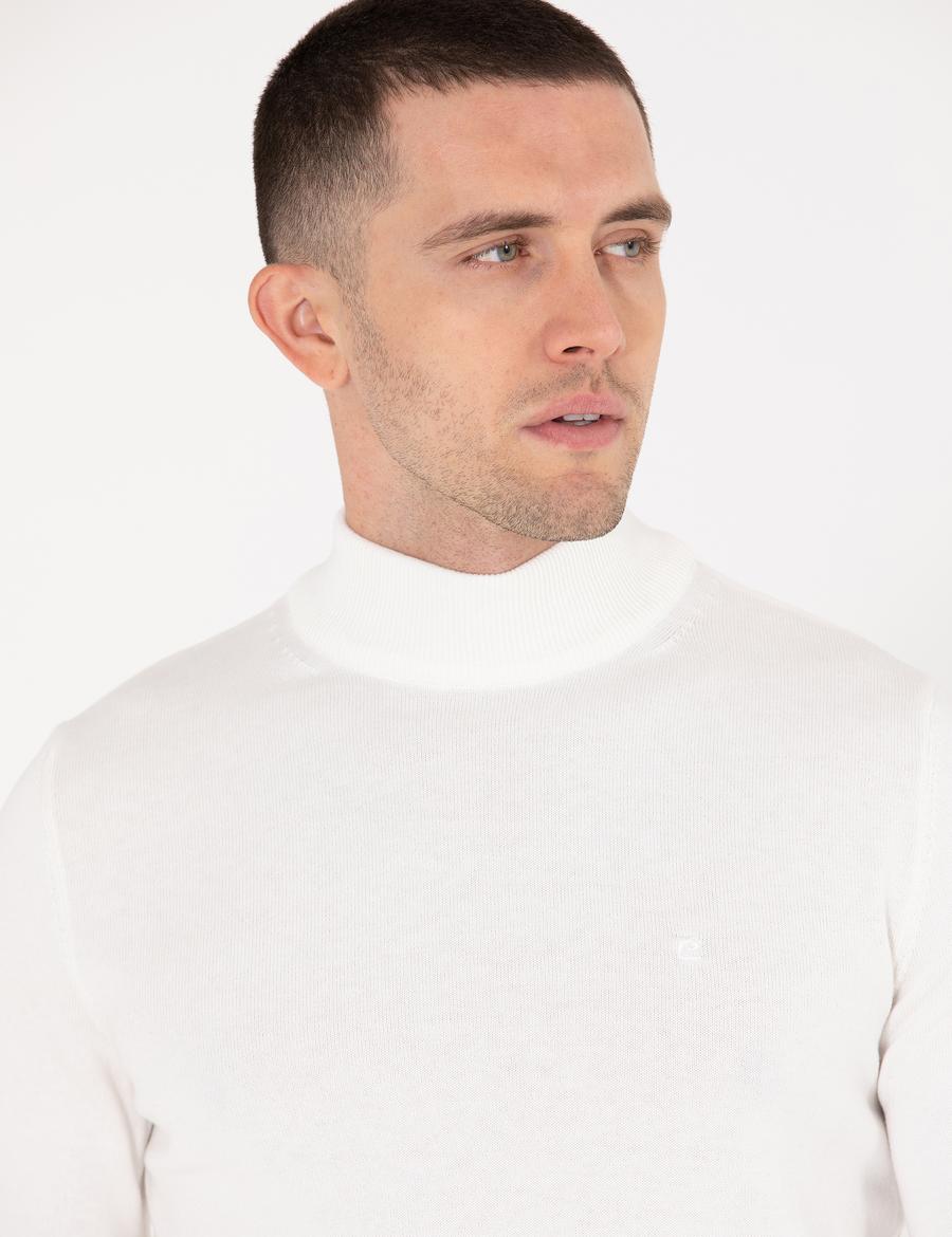 Ekru Slim Fit Yarım Balıkçı Yaka Basic Triko Kazak