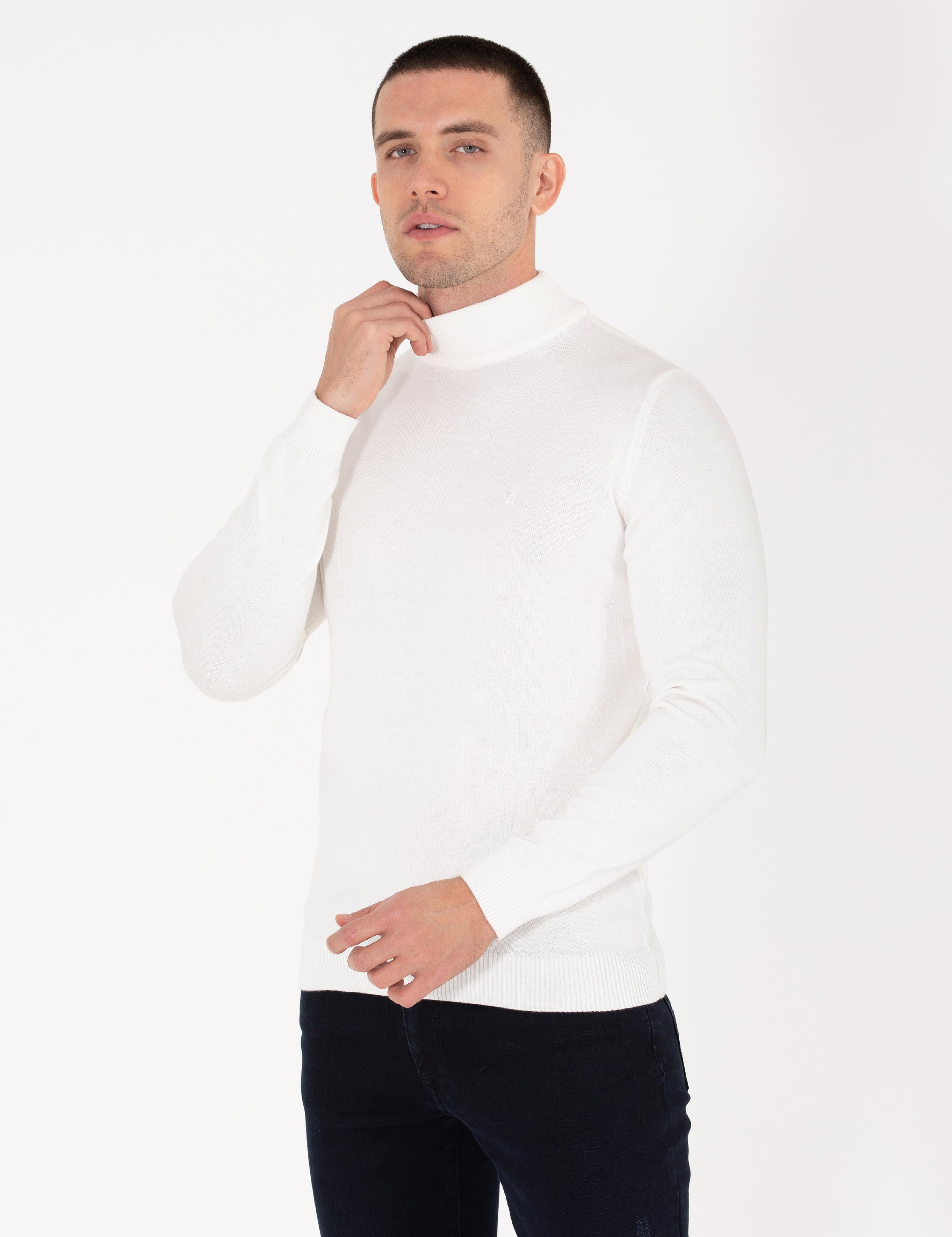 Ekru Slim Fit Yarım Balıkçı Yaka Basic Triko Kazak