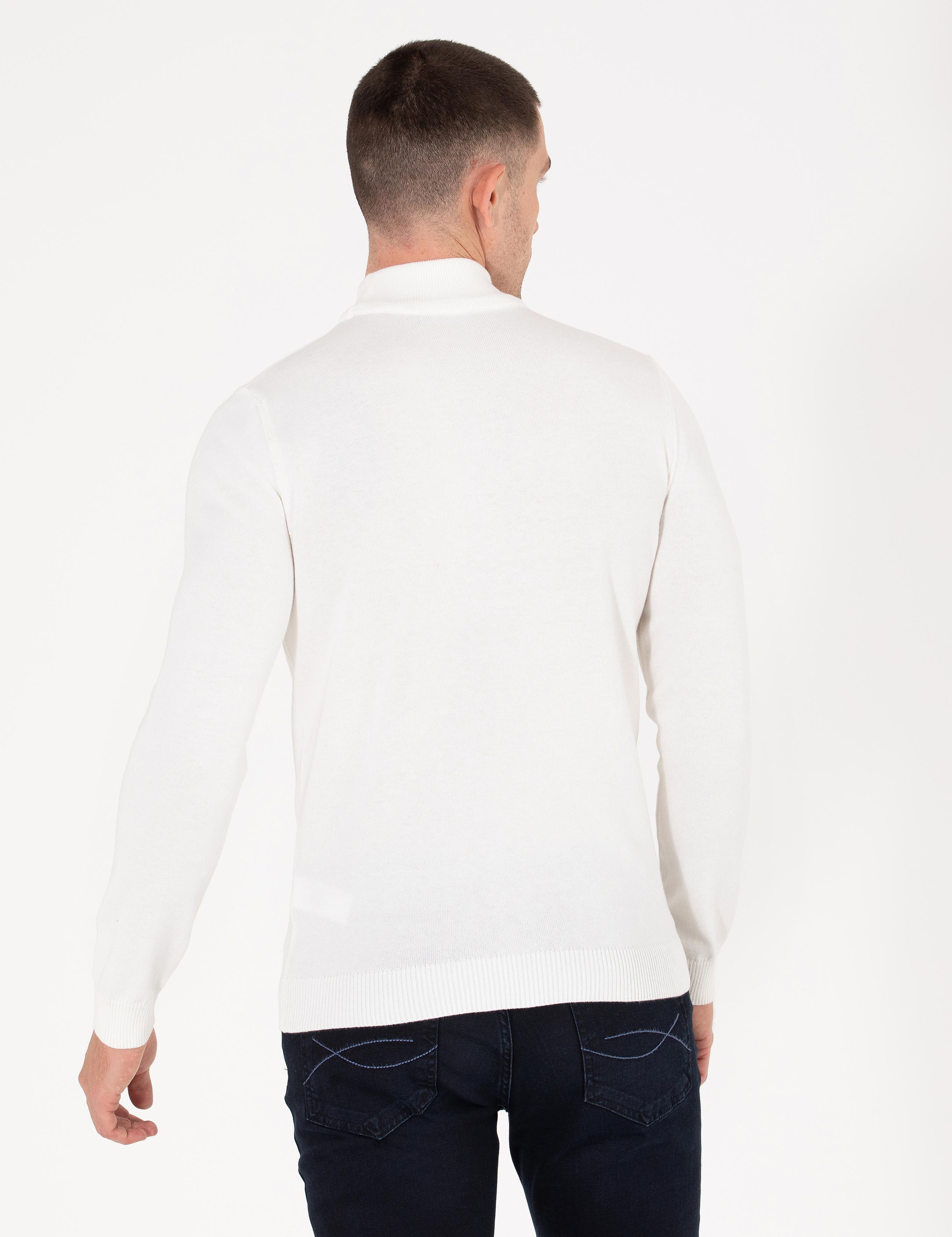 Ekru Slim Fit Yarım Balıkçı Yaka Basic Triko Kazak