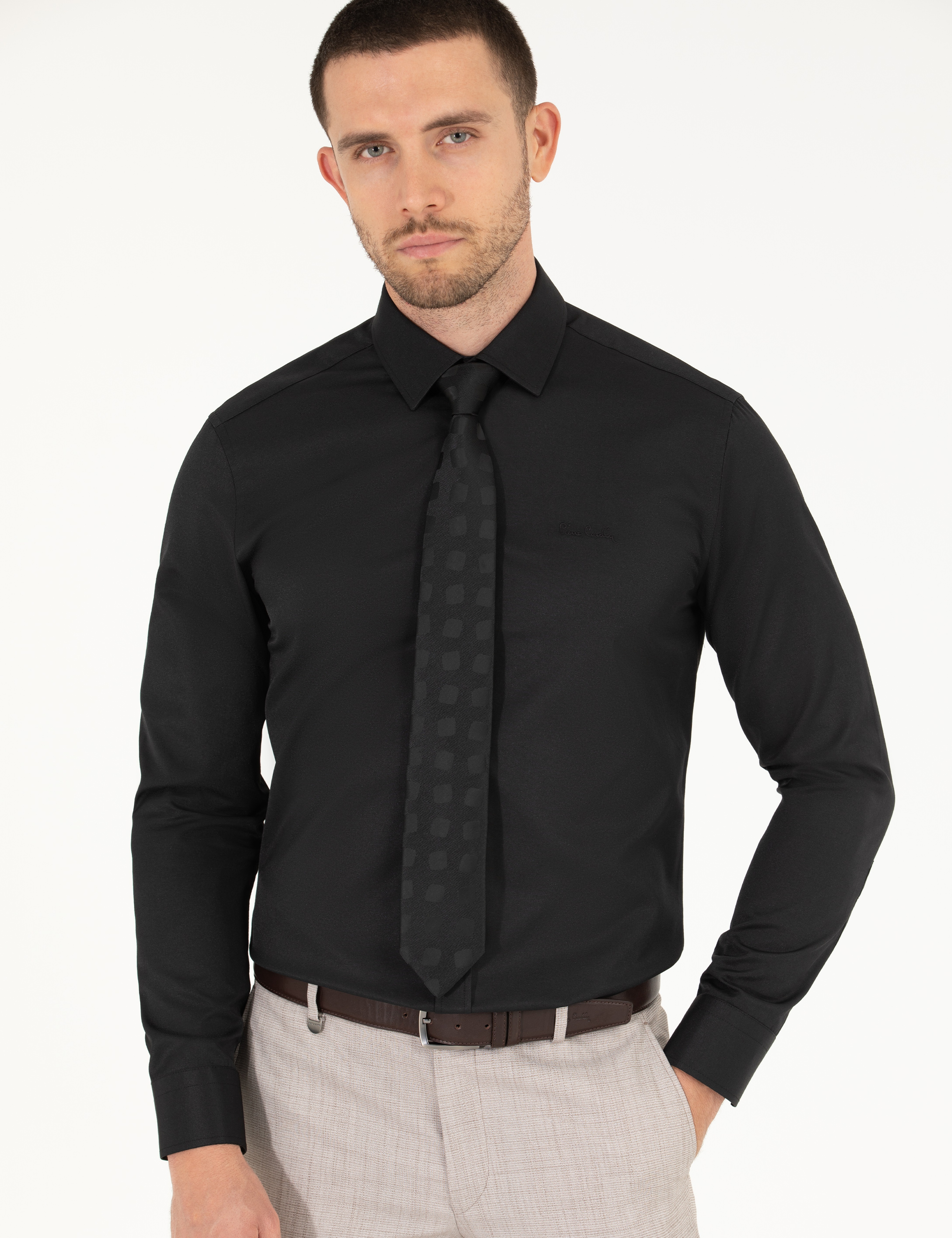 Siyah Slim Fit Uzun Kollu Klasik Gömlek - Image 2