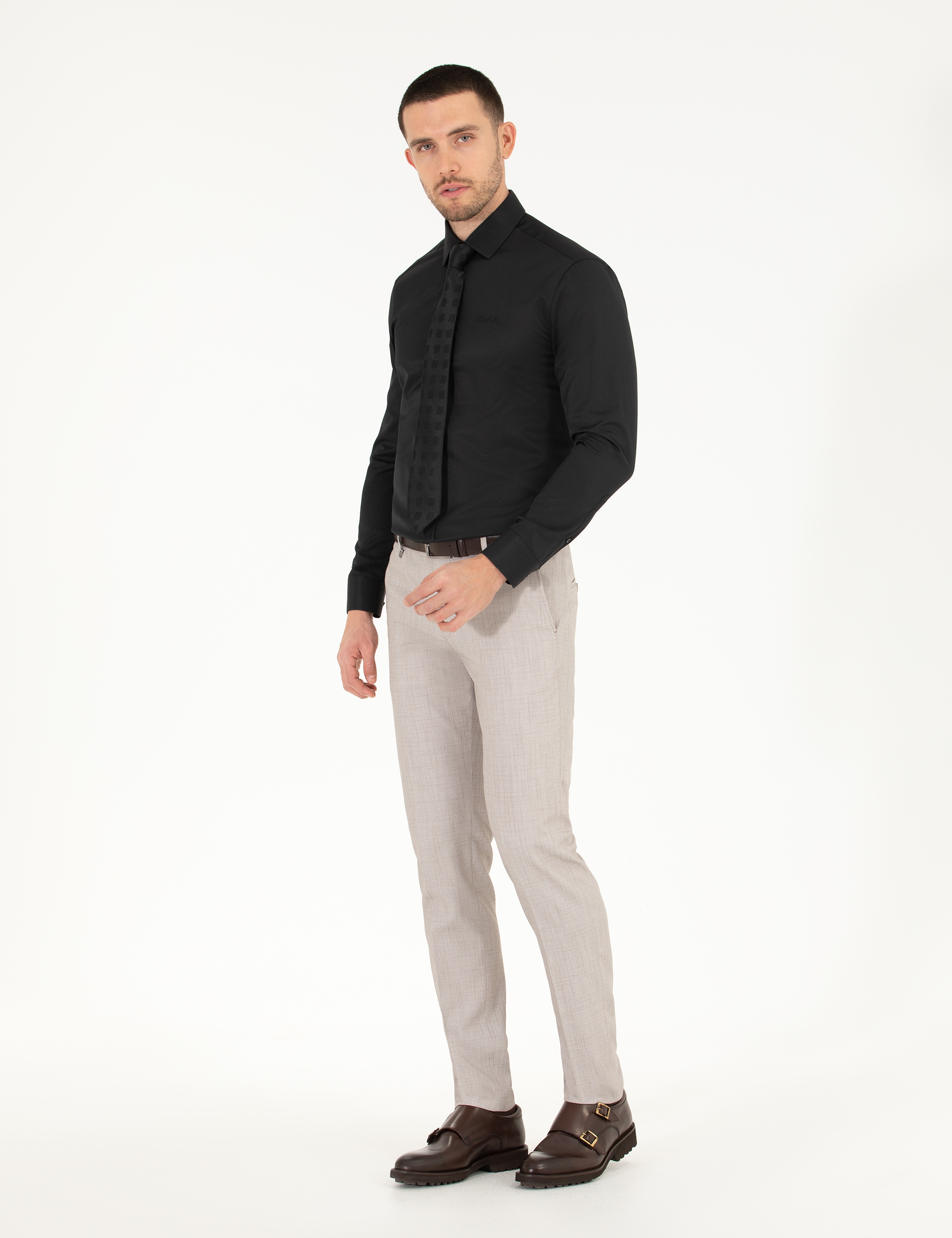 Siyah Slim Fit Uzun Kollu Klasik Gömlek