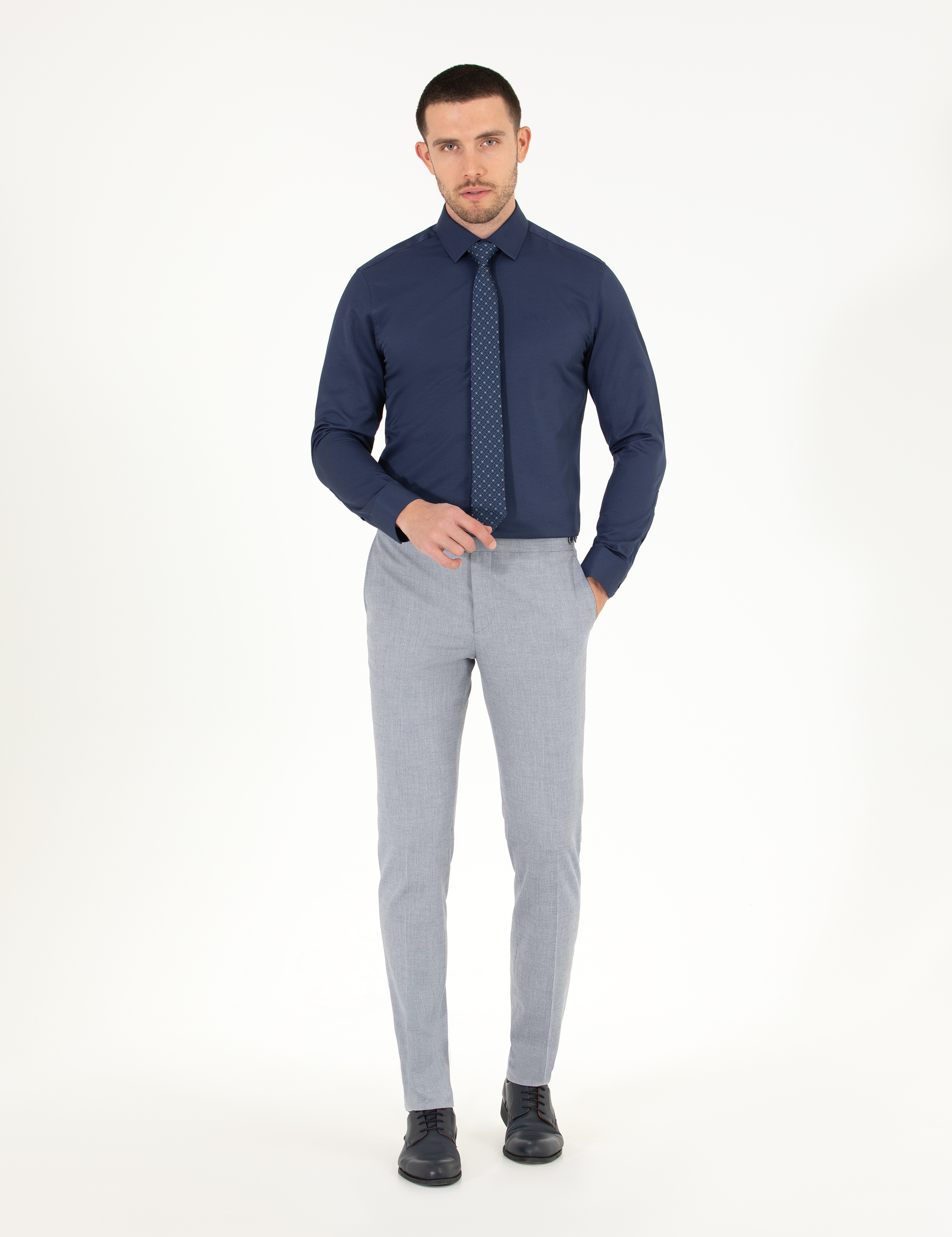 Lacivert Slim Fit Uzun Kollu Klasik Gömlek