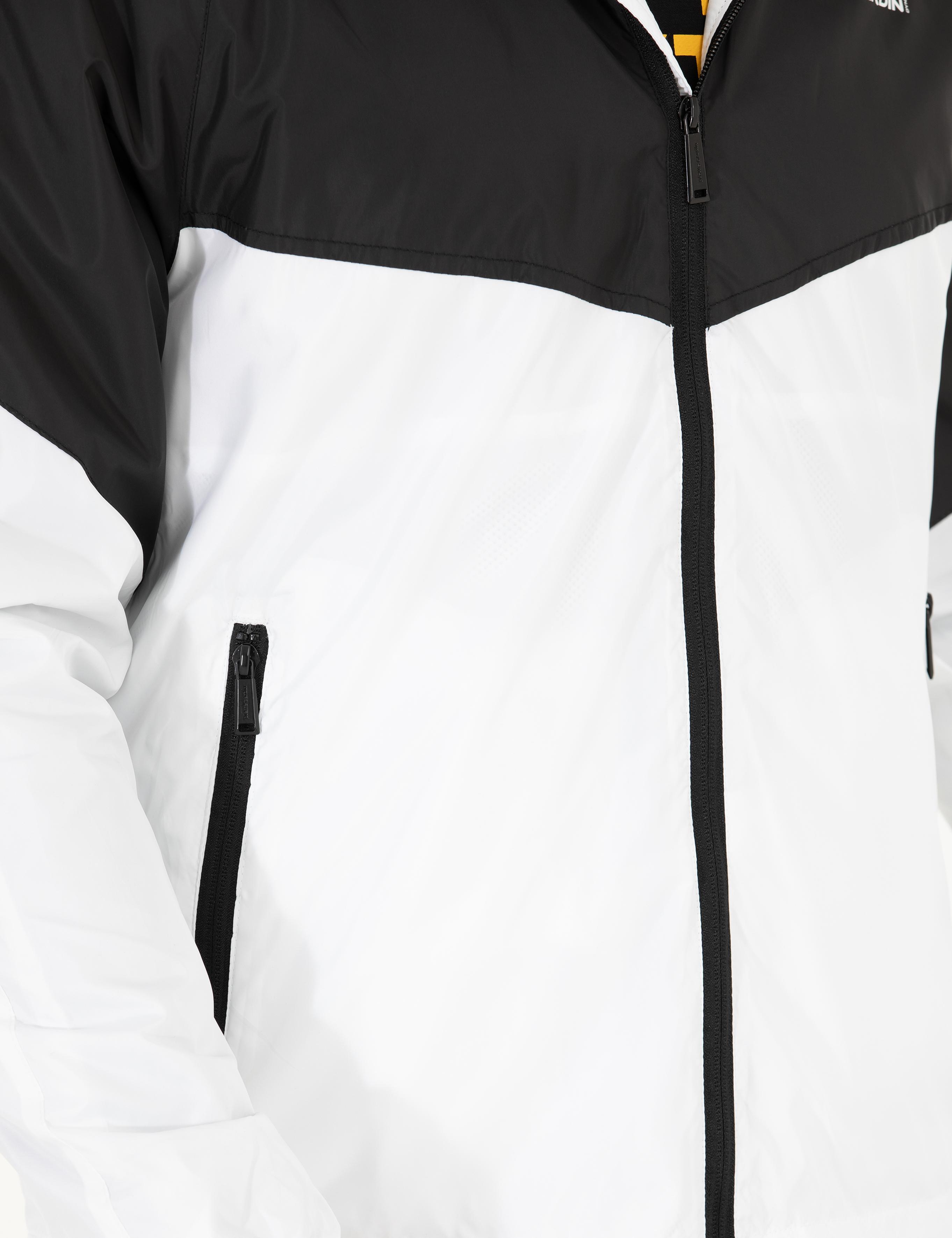 Siyah Kapüşonlu Rüzgarlık Mont