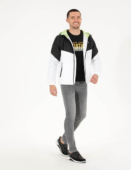 Siyah Kapüşonlu Rüzgarlık Mont - 50262820039