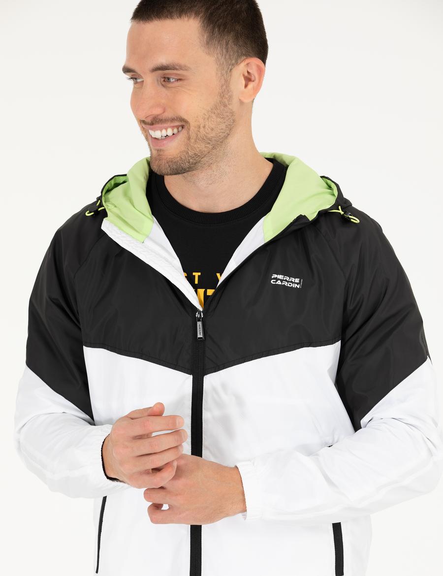 Siyah Kapüşonlu Rüzgarlık Mont