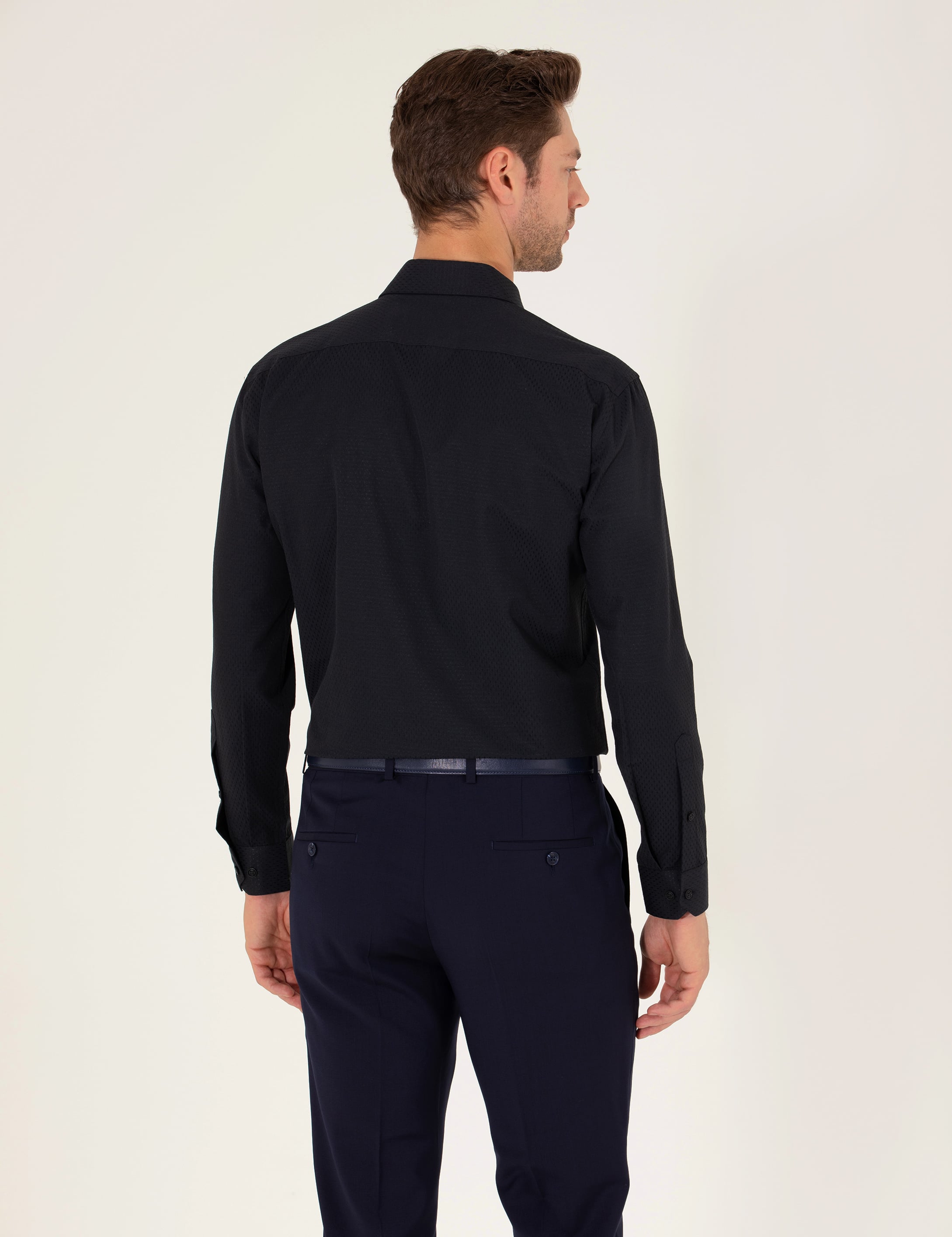 Siyah Regular Fit Uzun Kollu Gömlek