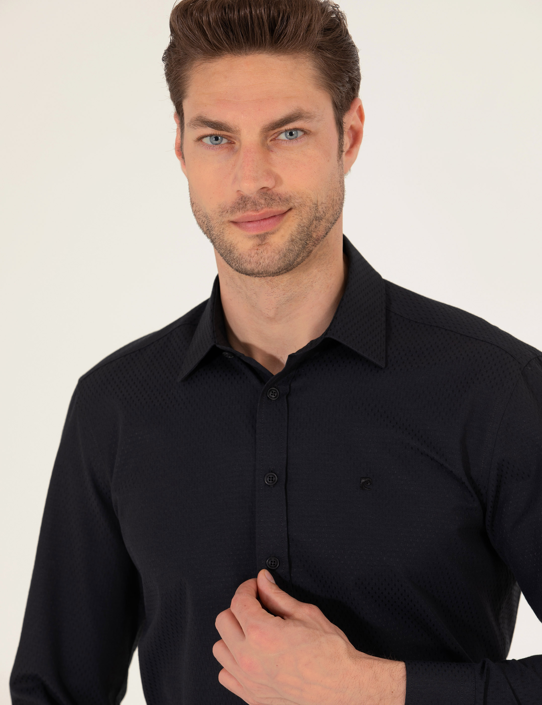 Siyah Regular Fit Uzun Kollu Gömlek - Image 3