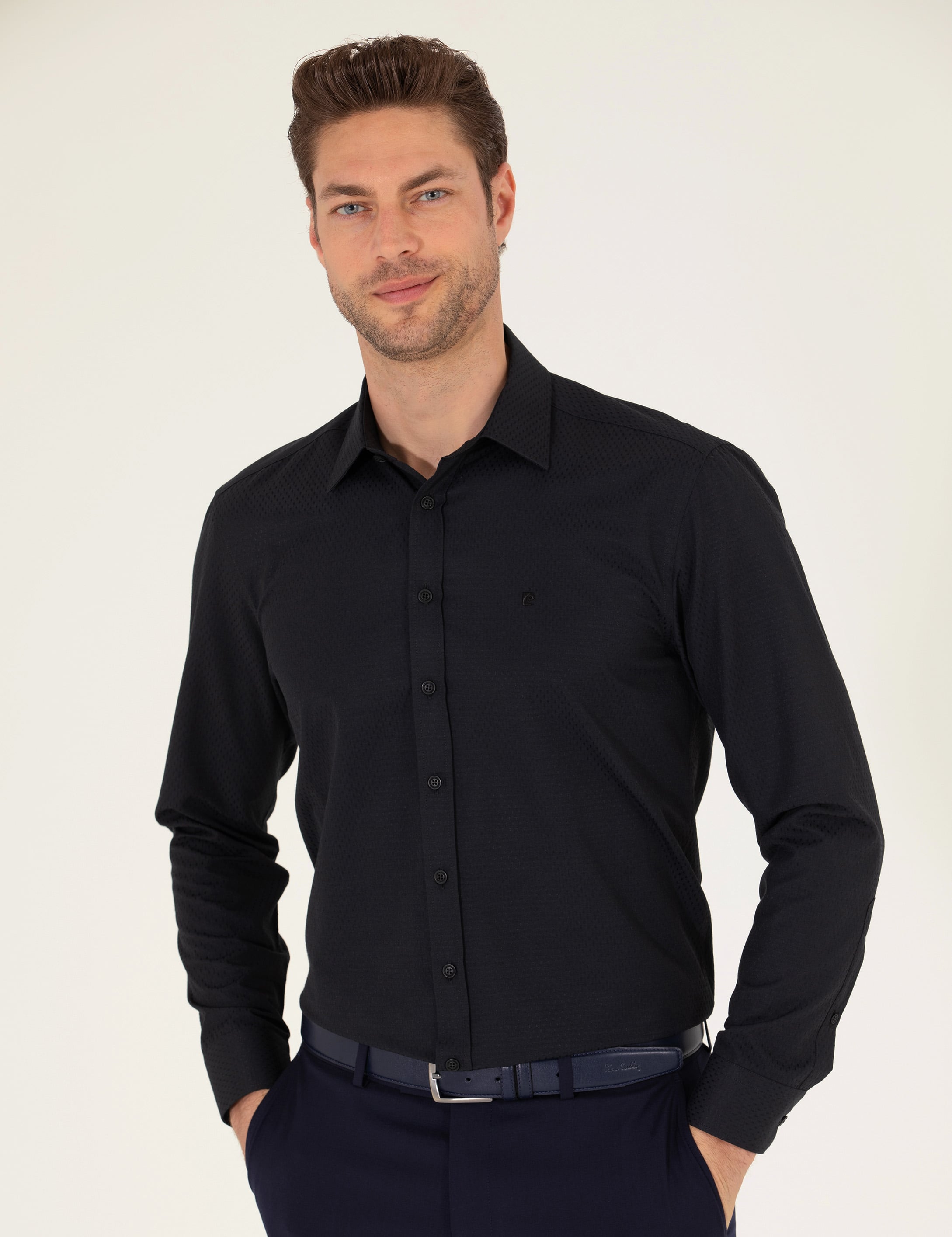 Siyah Regular Fit Uzun Kollu Gömlek