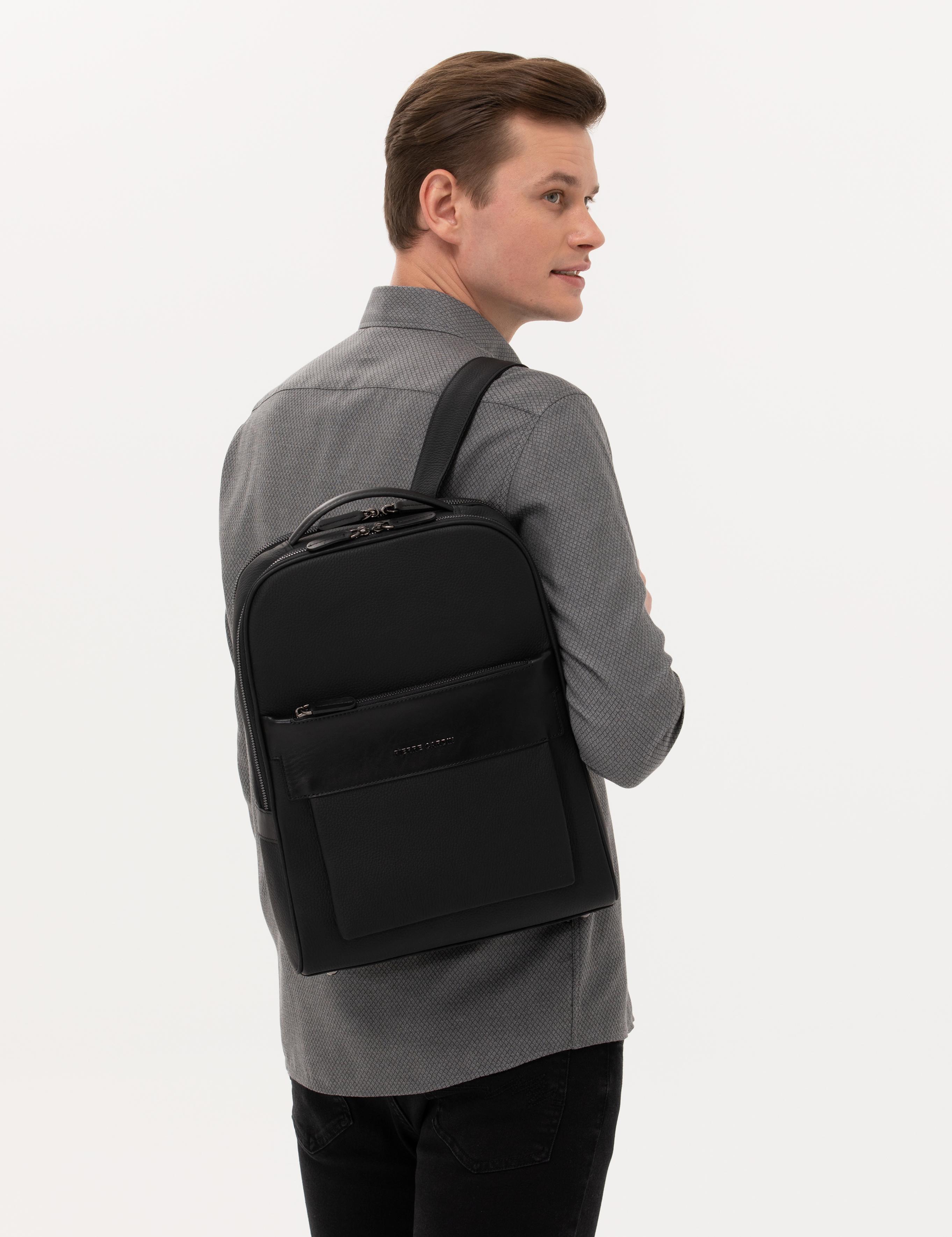 Erkek Siyah Sırt Çantası