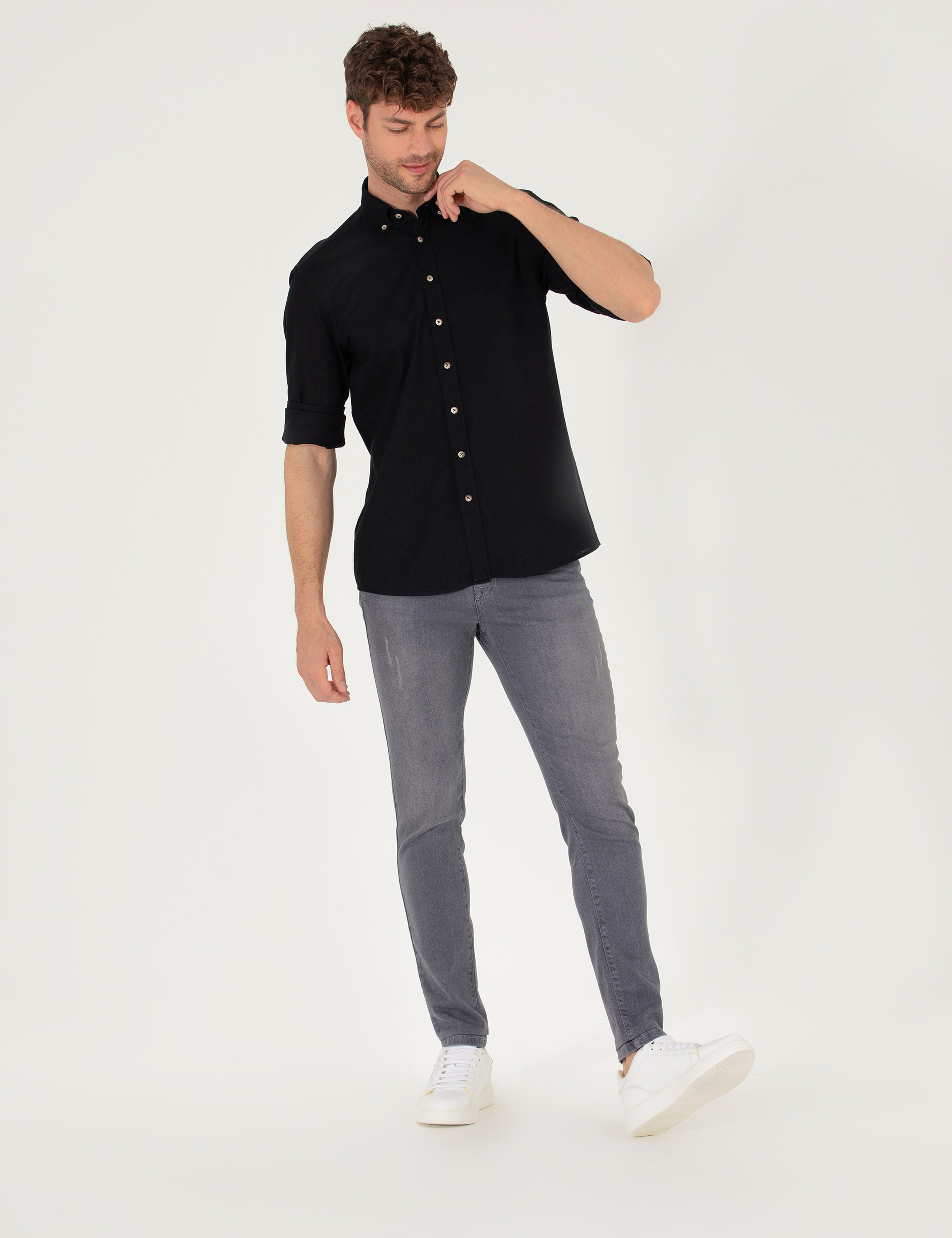 Siyah Regular Fit Uzun Kollu Gömlek