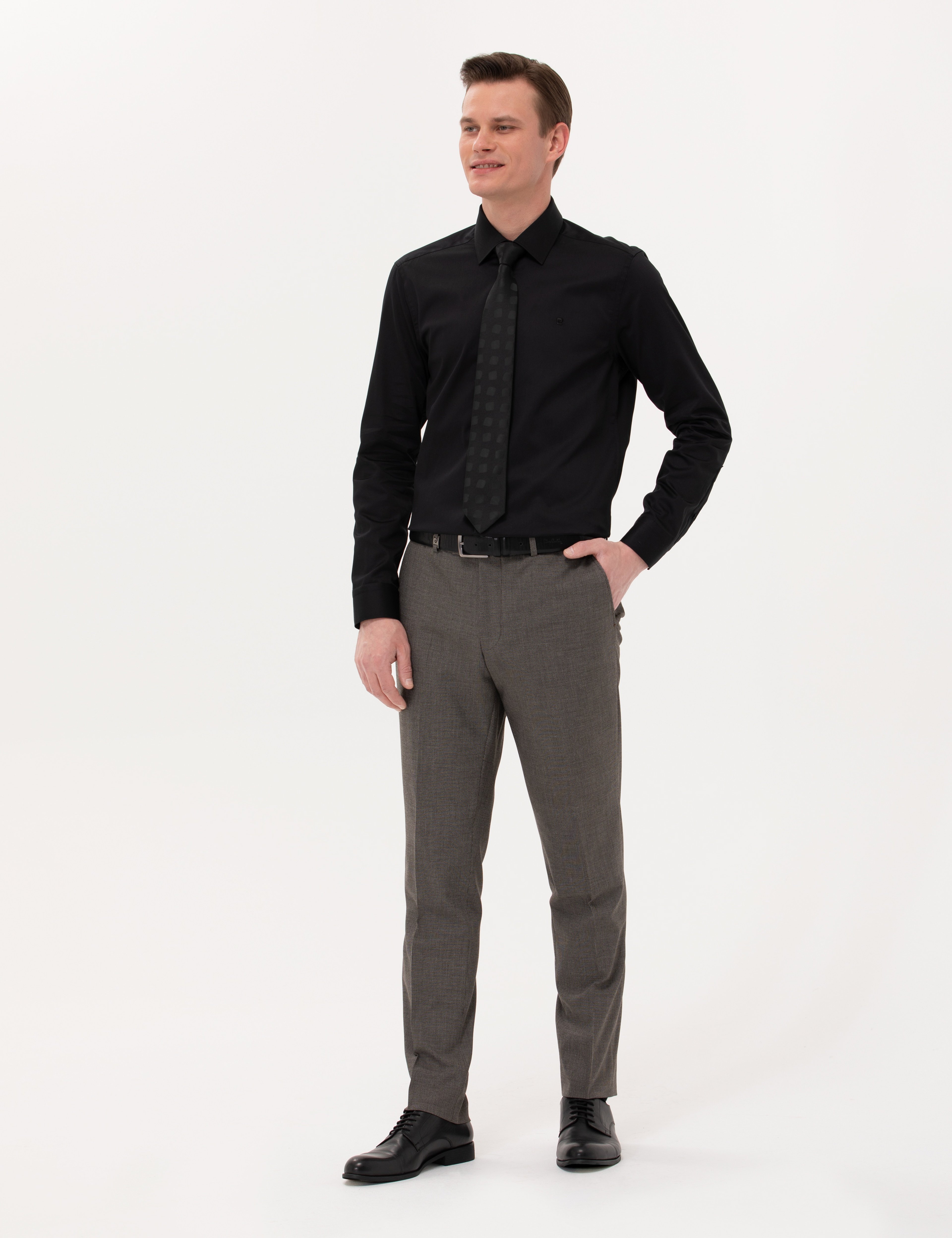 Siyah %100 Pamuk Parlak Saten Slim Fit Uzun Kollu Basic Gömlek - Image 4