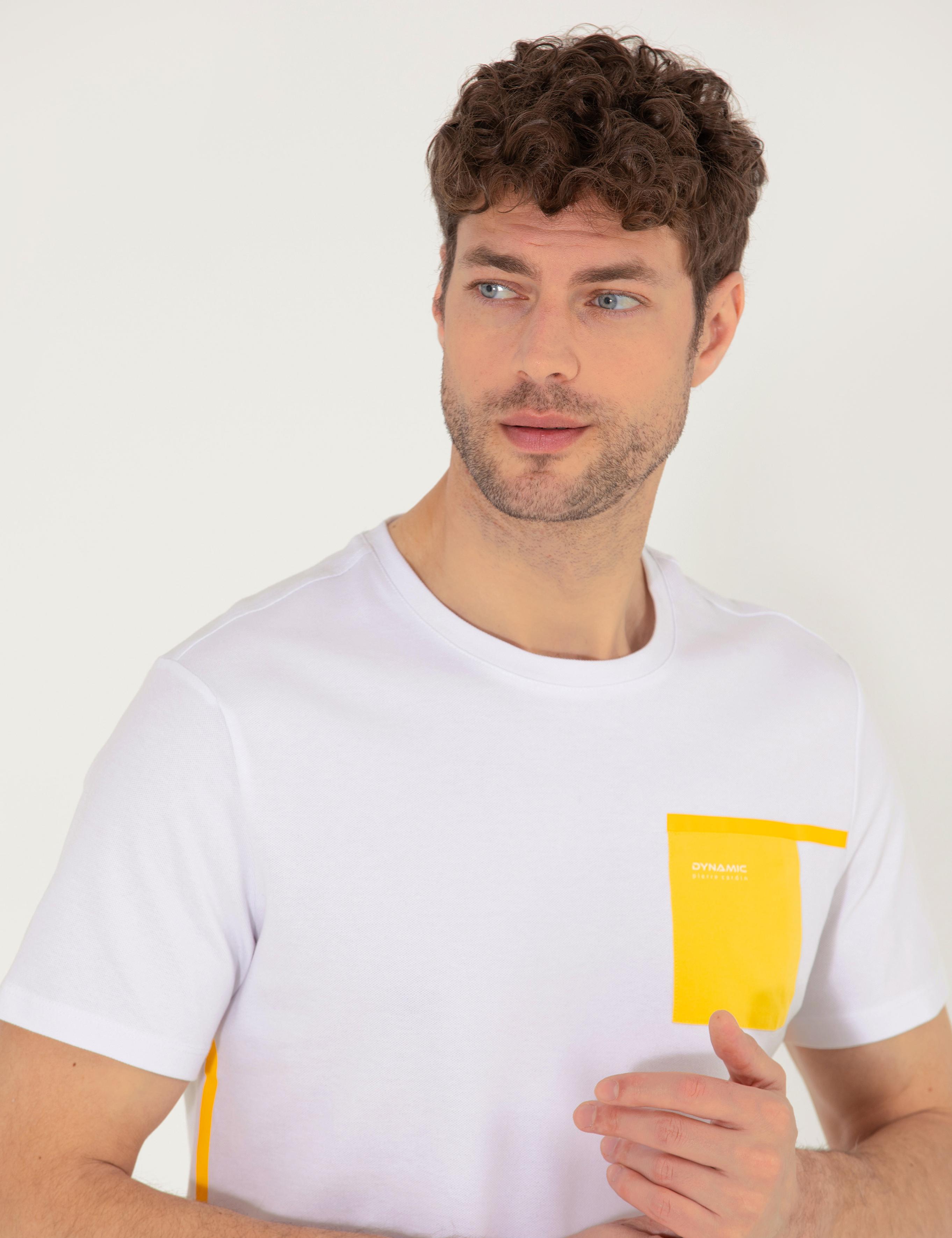 Beyaz Slim Fit Baskılı Bisiklet Yaka Tişört