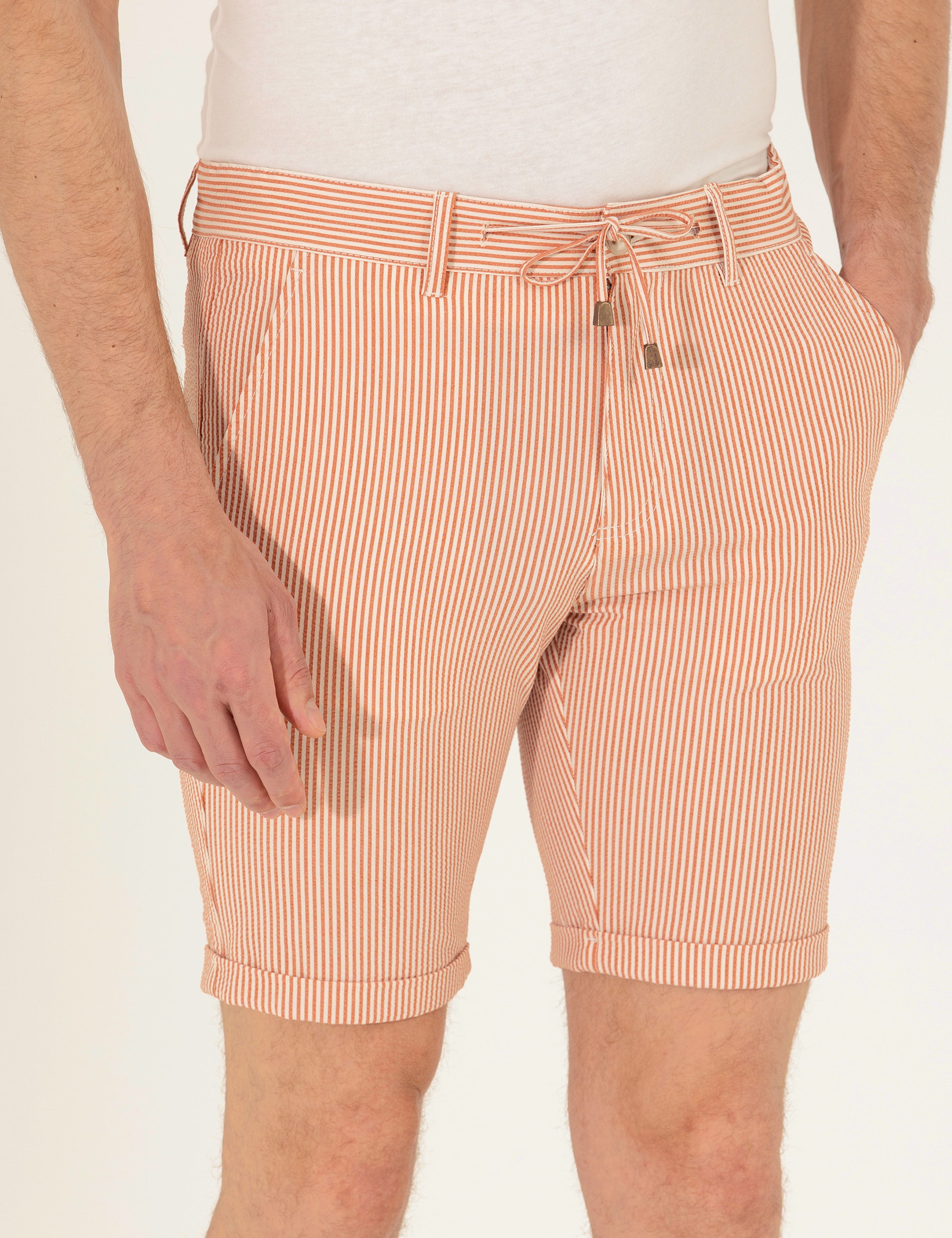 Turuncu Slim Fit Beli Lastikli Çizgili Bağcıklı Bermuda Şort - Image 2