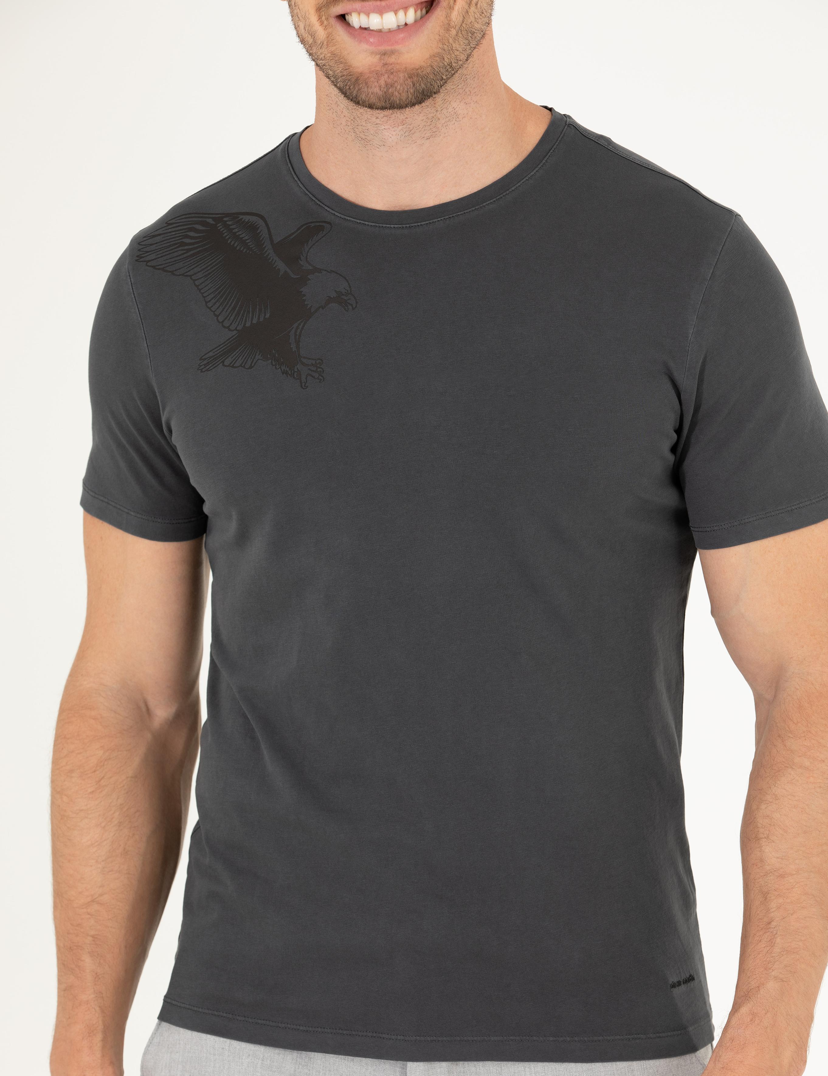 Siyah Slim Fit Kartal Baskılı Bisiklet Yaka Tişört